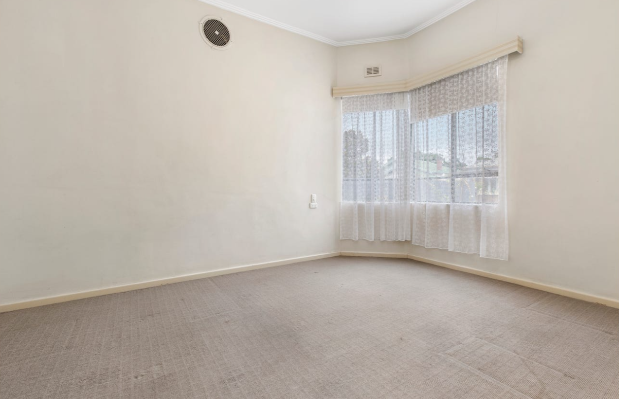 26 Ashford Road — photo 6 of 11