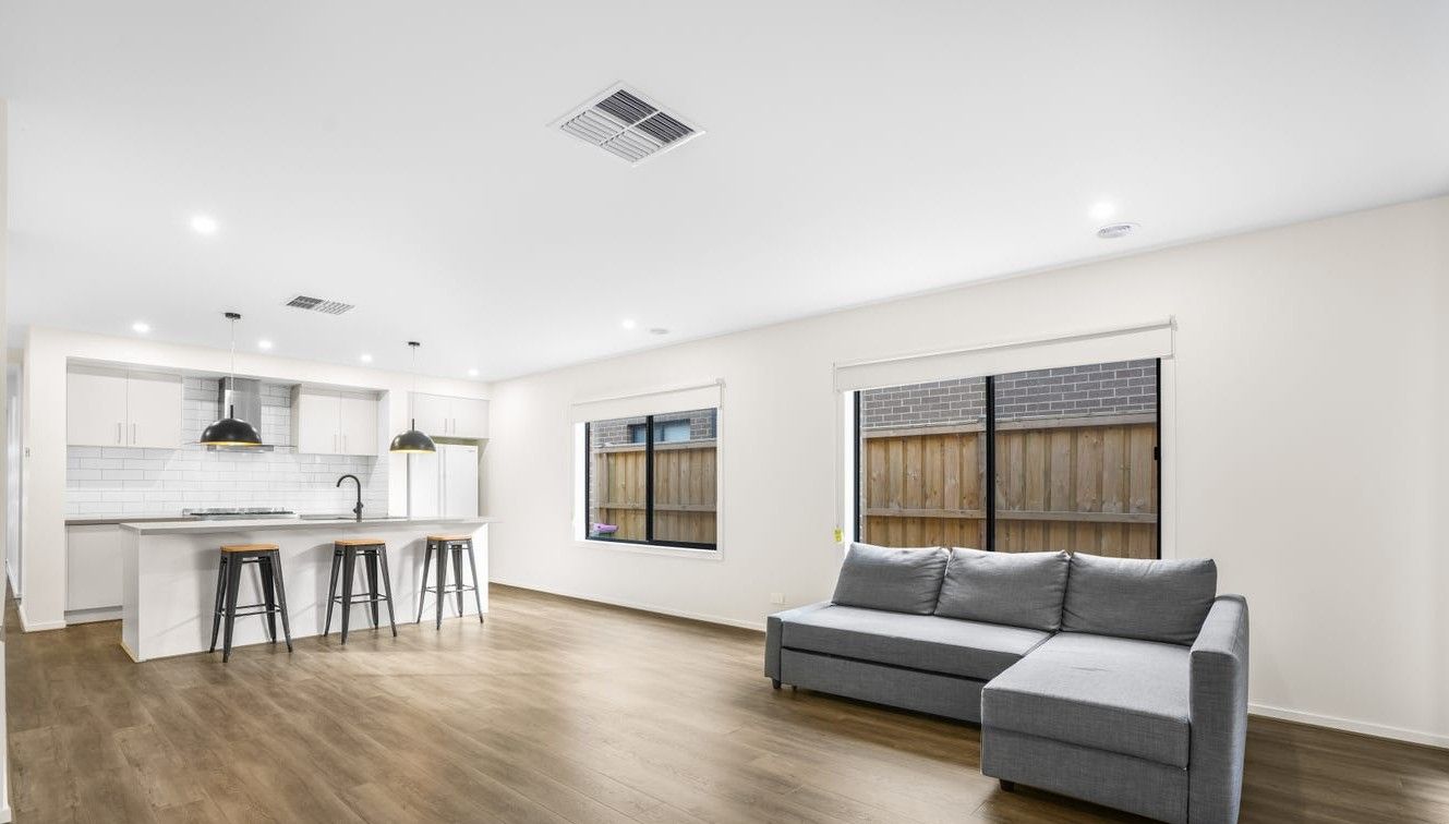 26 Luppino Street — photo 3 of 12
