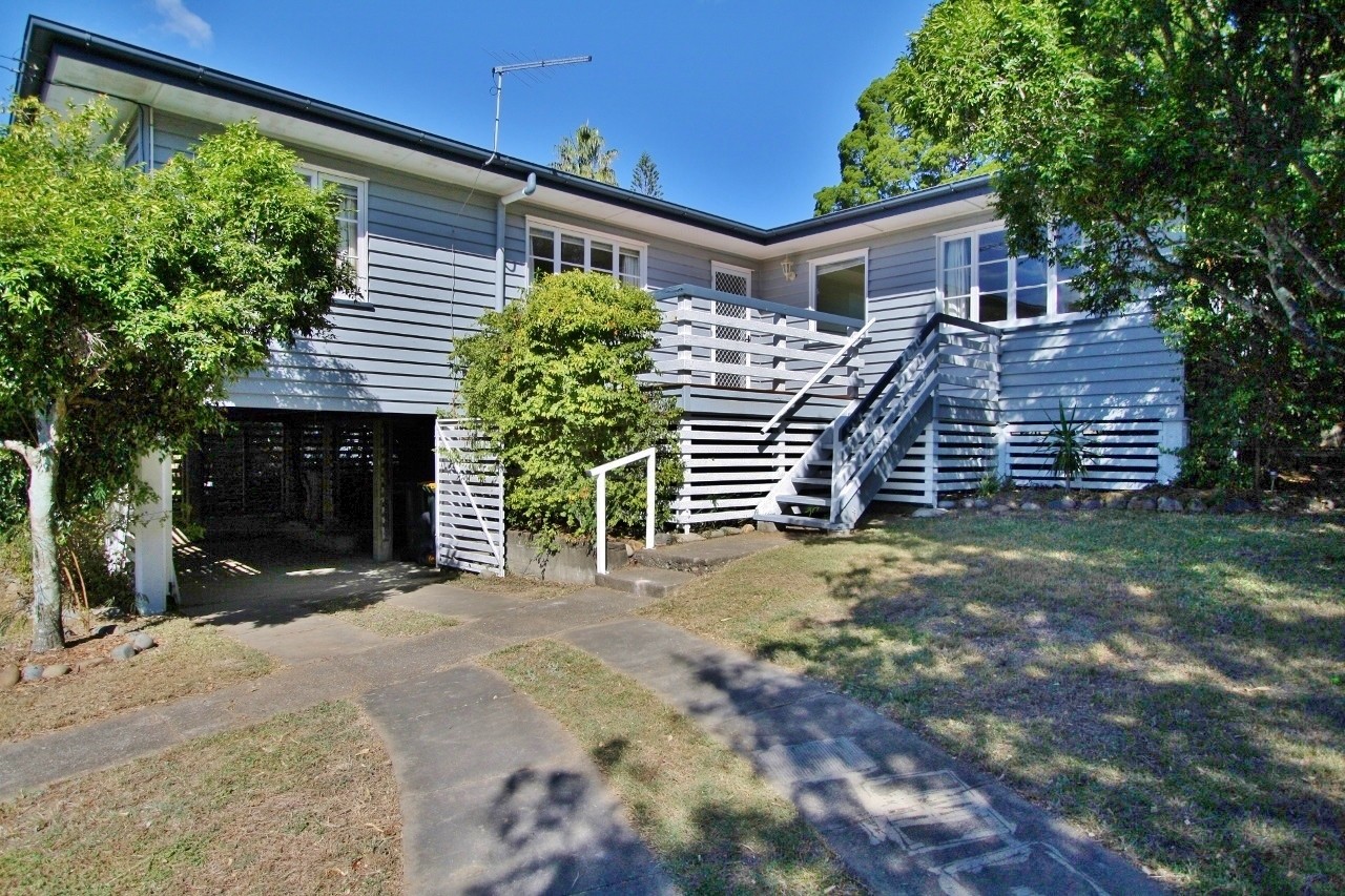 36 Orwell Street, Camp Hill, QLD 4152