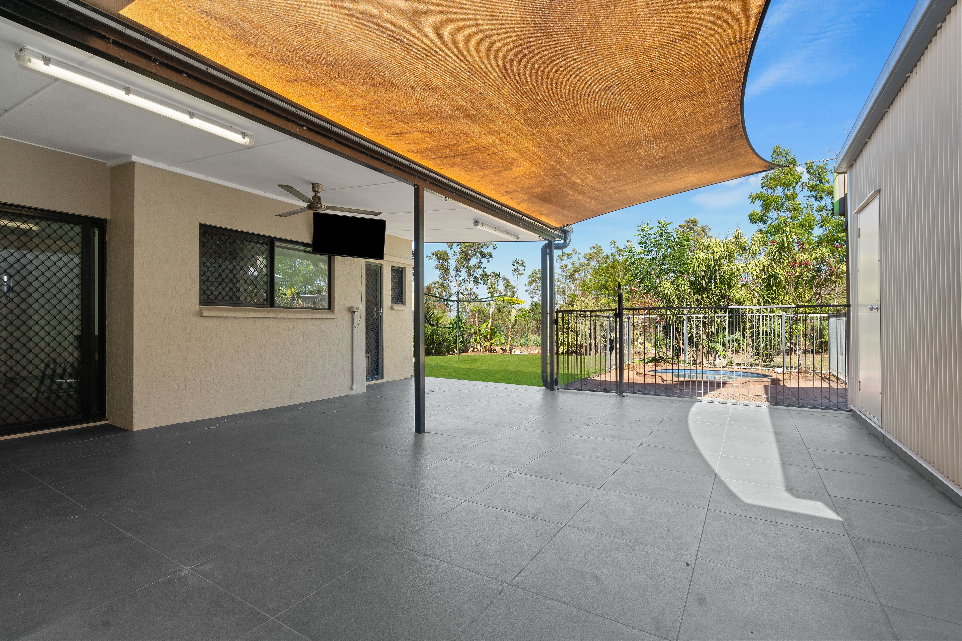 26 Pritchardia Circuit — photo 18 of 30