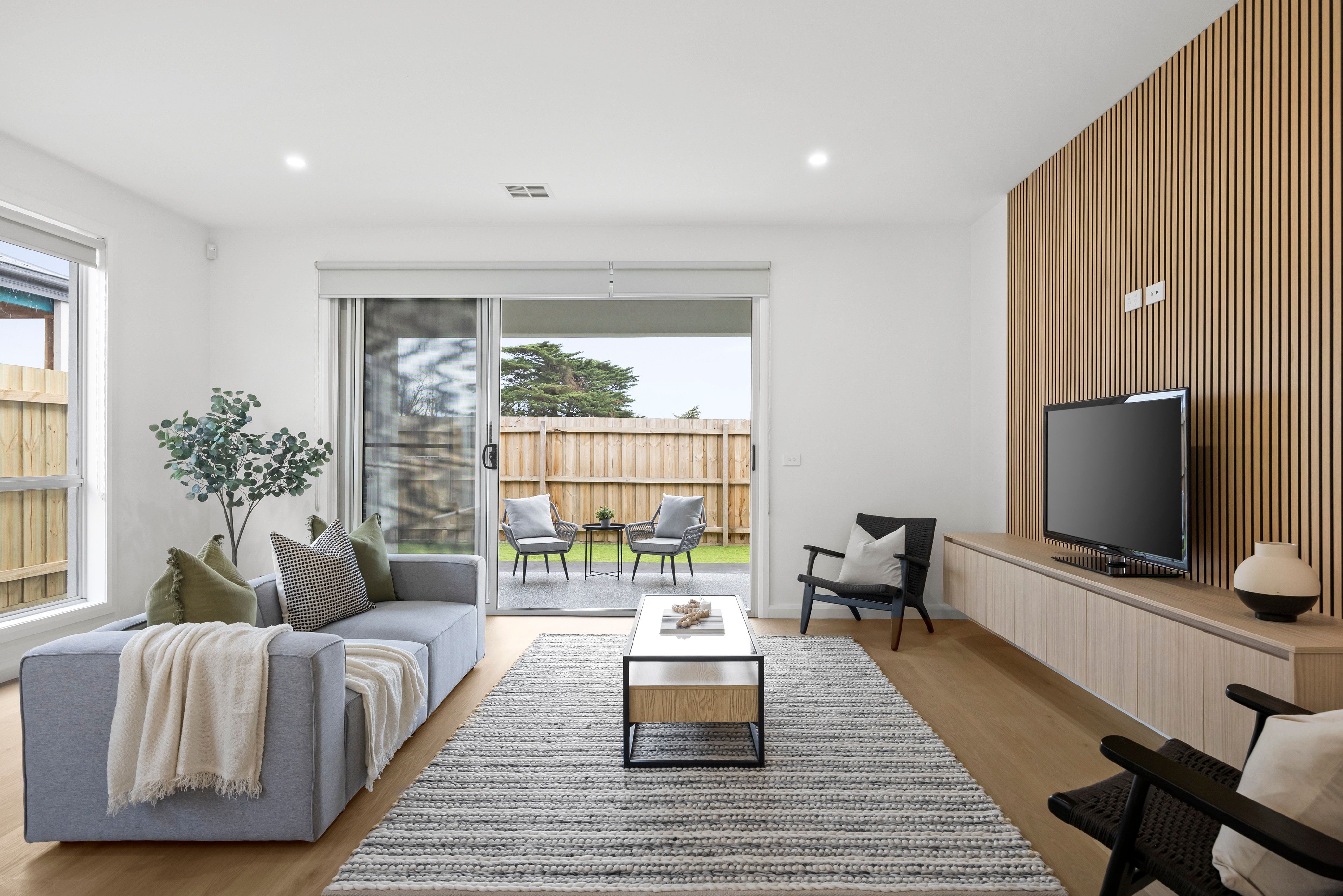 26 Bridgend Street — photo 6 of 15