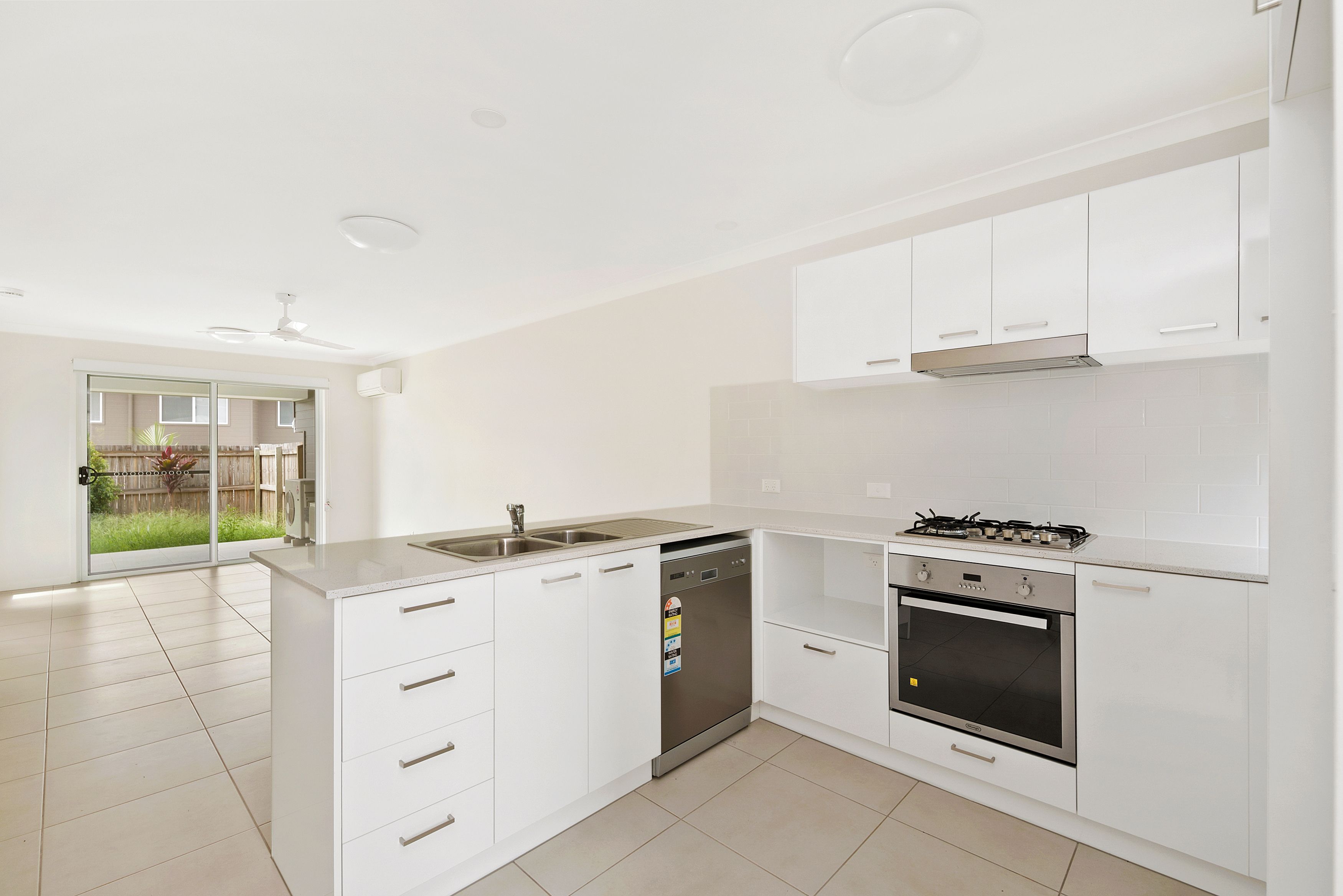 20/21 Leigh Crescent, Dakabin, QLD 4503