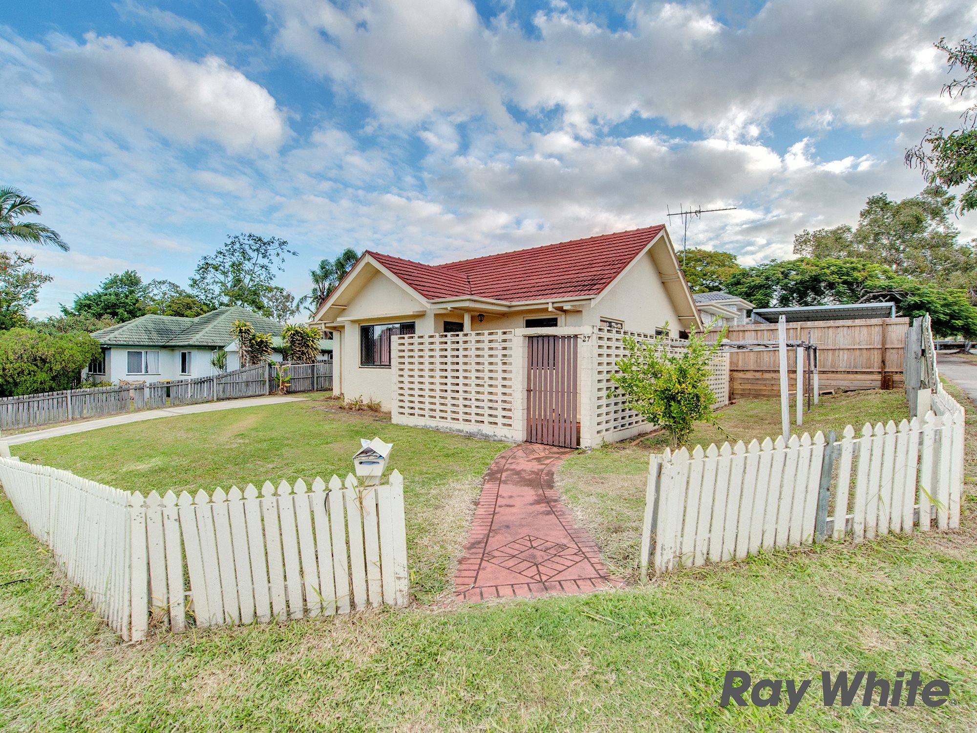 27 Frangipani Street, Inala, QLD 4077