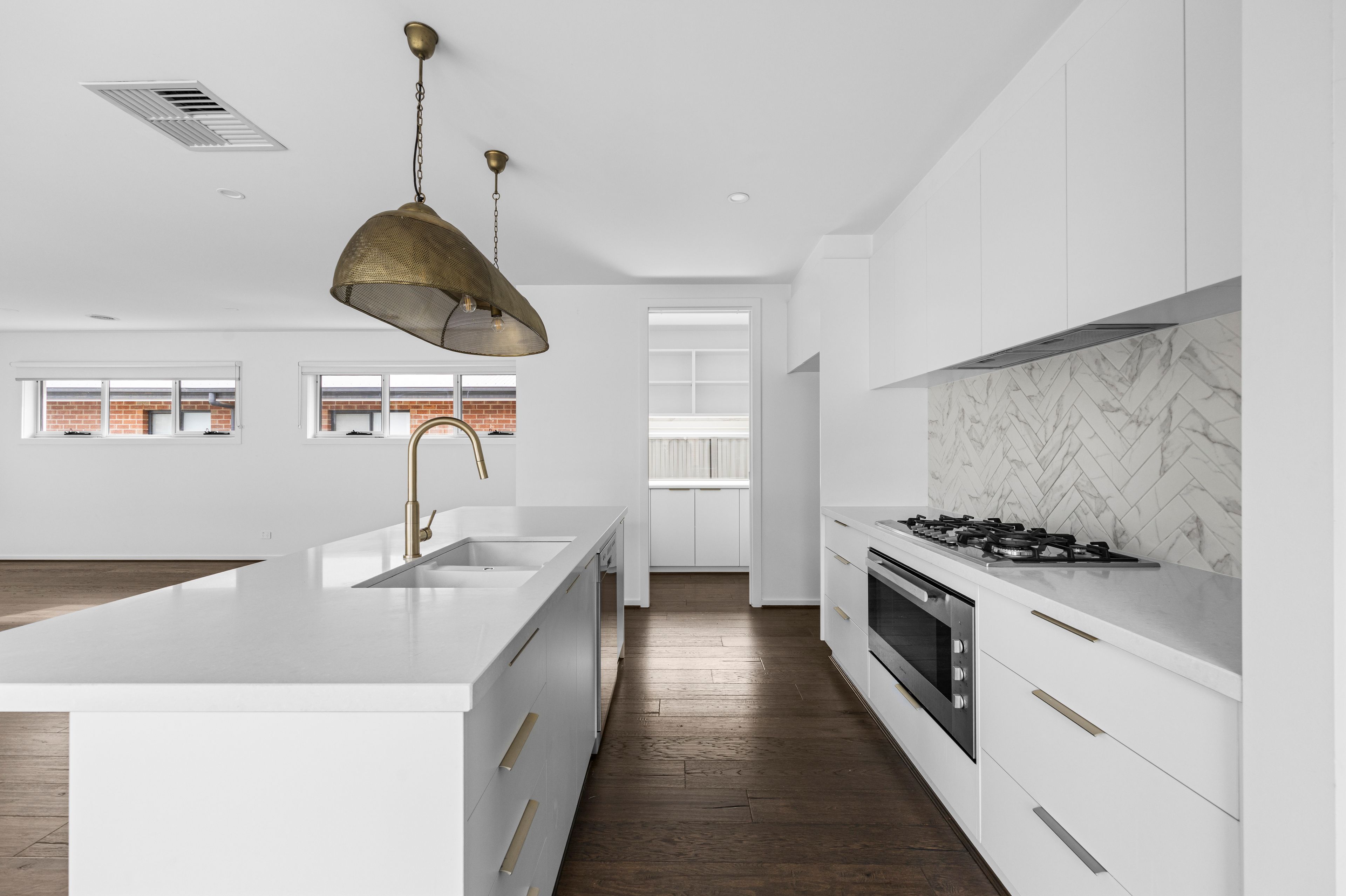33 Moore Way — photo 4 of 10