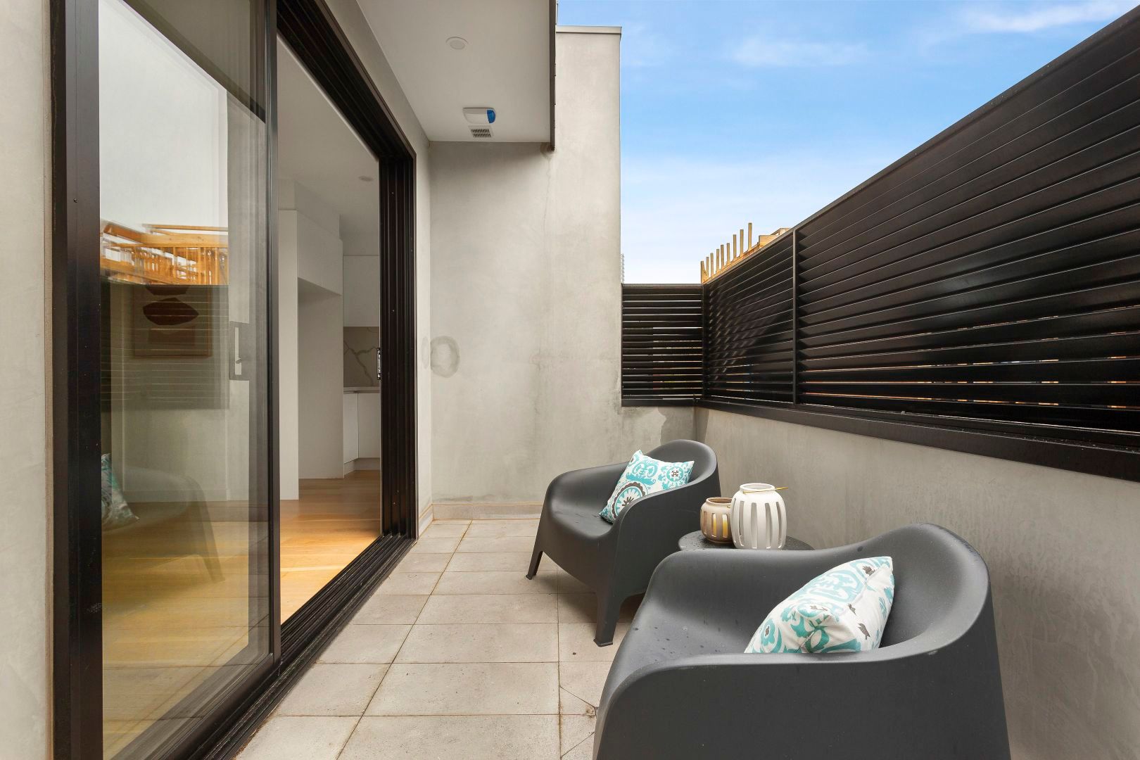 3/6 Walker Street — photo 11 of 14
