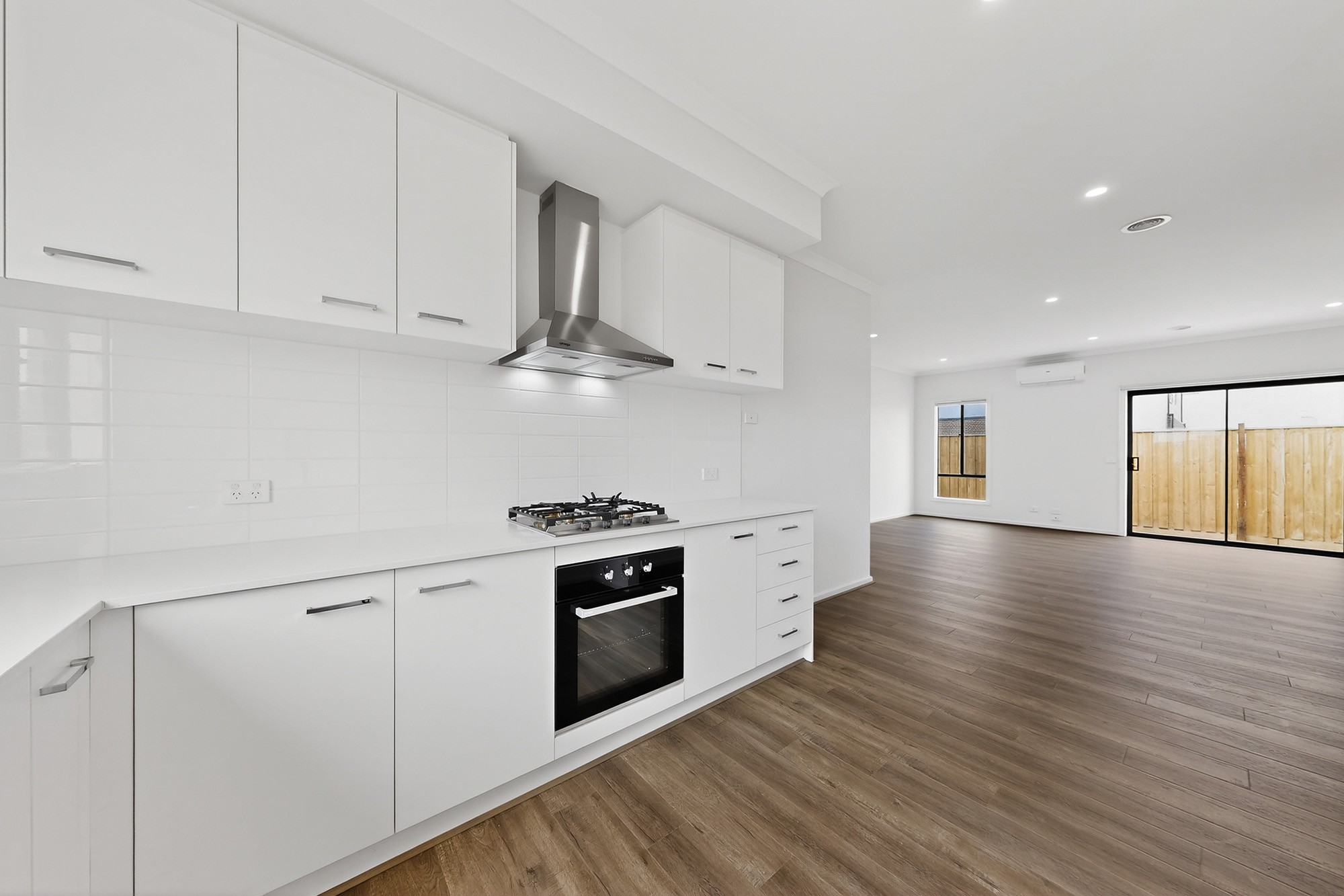 6 Apprentices Road, Sunbury, VIC 3429