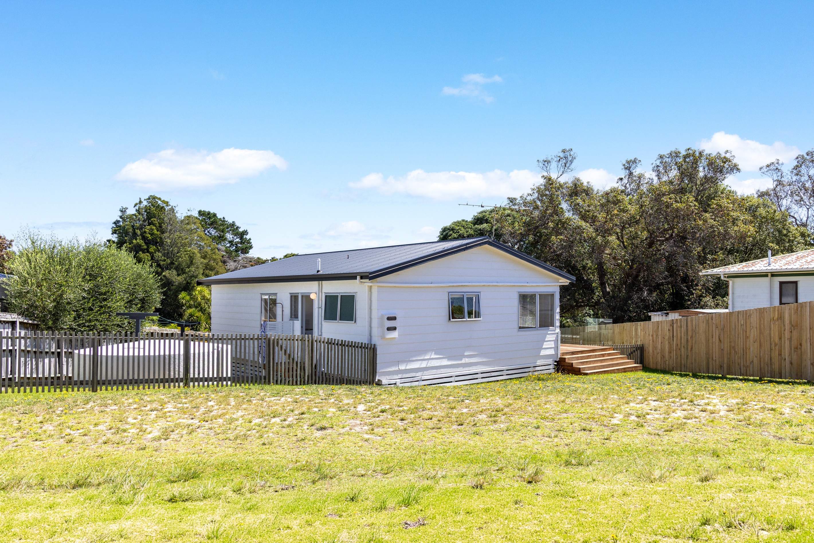 5 Twilight Bay, Omaha, Rodney