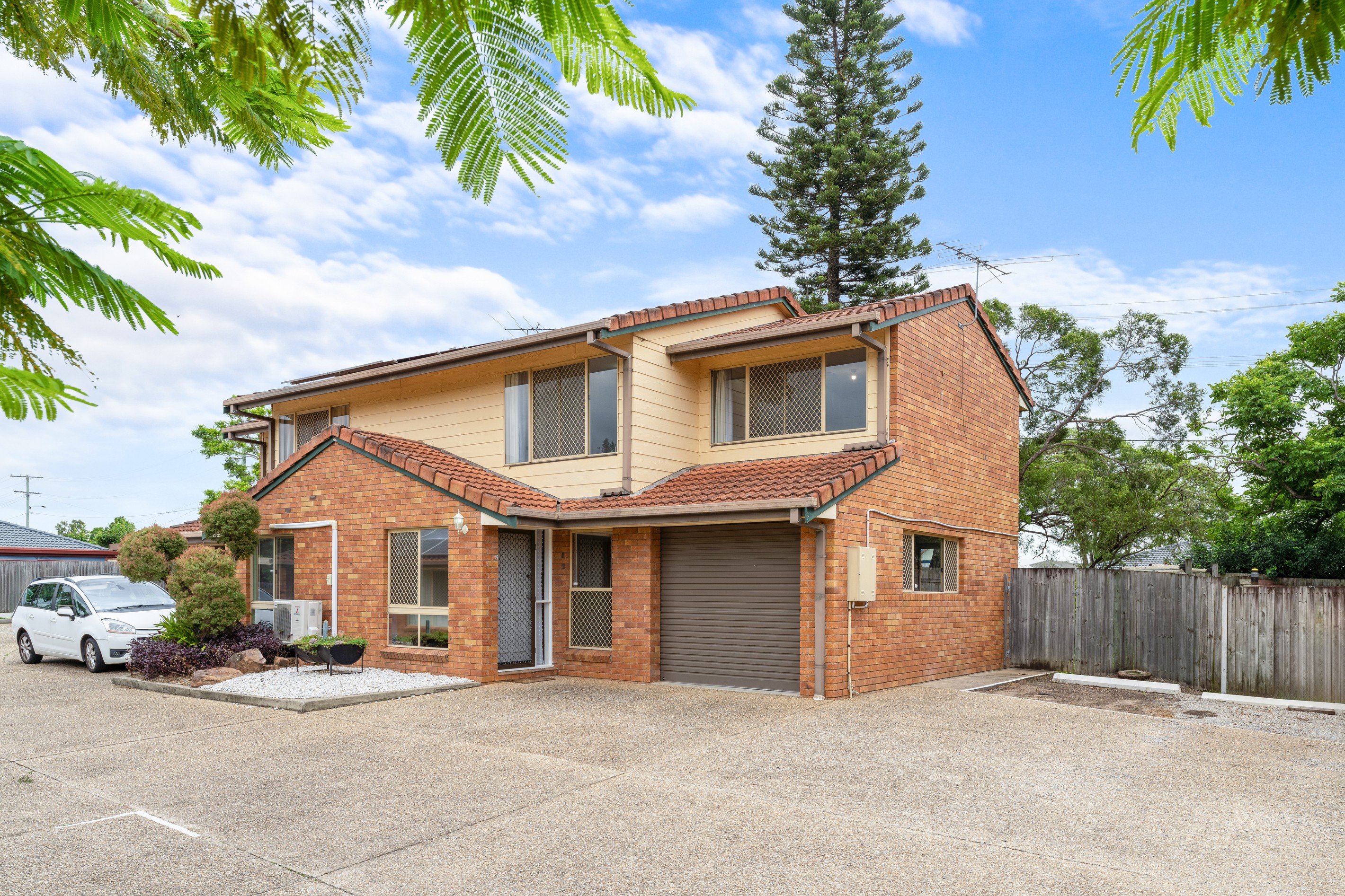 2/6 Peverell Street, Hillcrest, QLD 4118