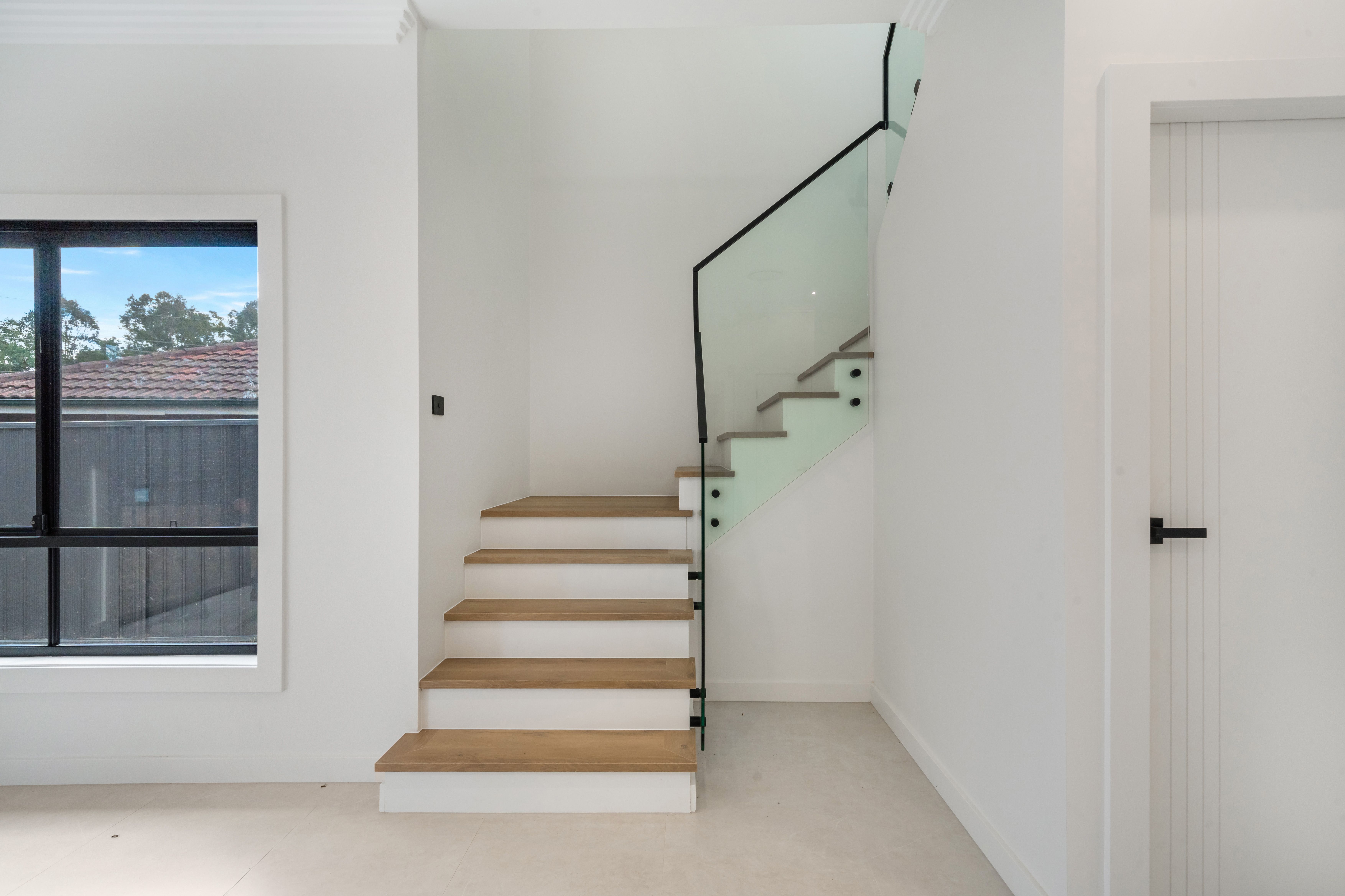 72 Oliveri Crescent — photo 9 of 19
