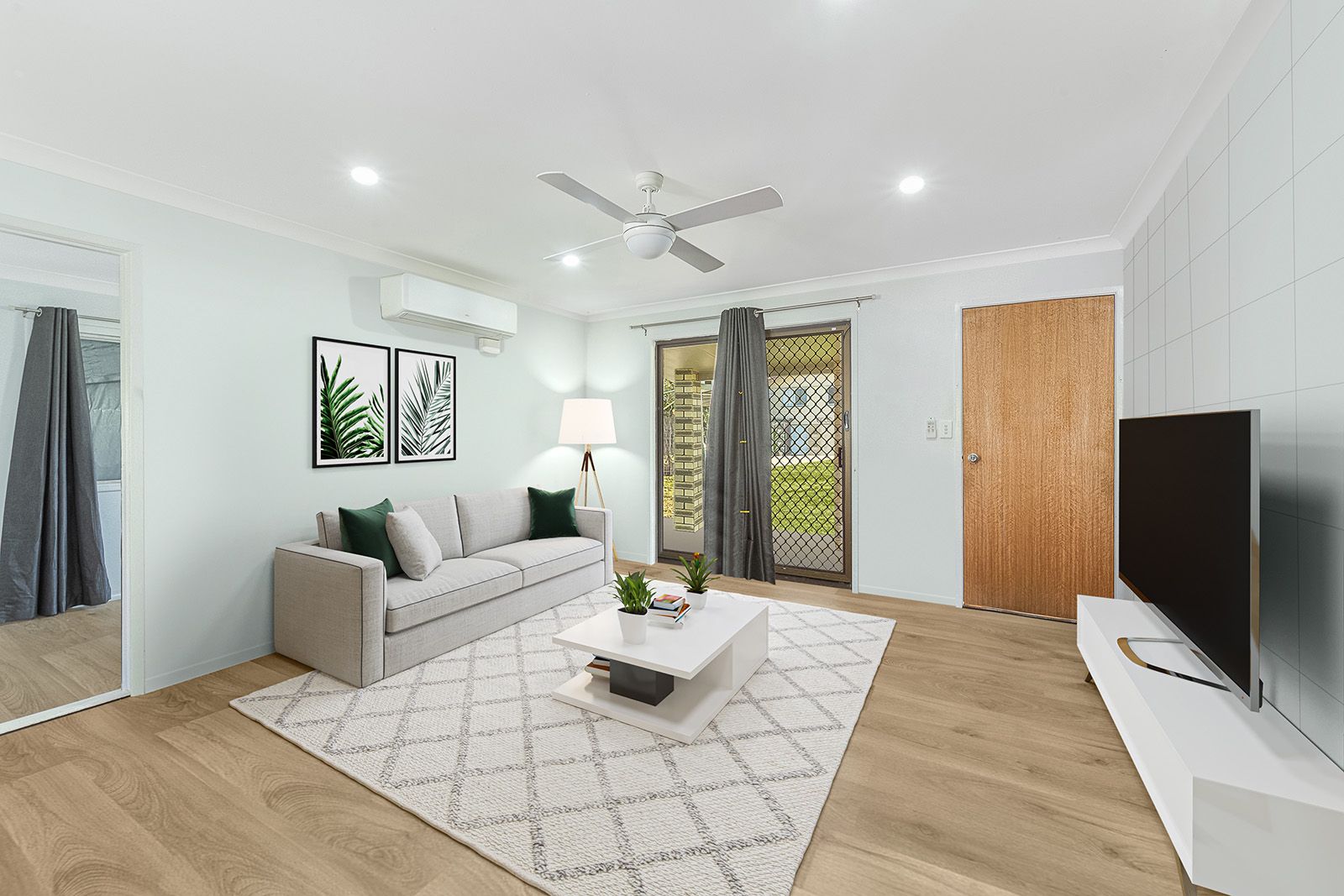 16 Katherine Street — photo 3 of 13