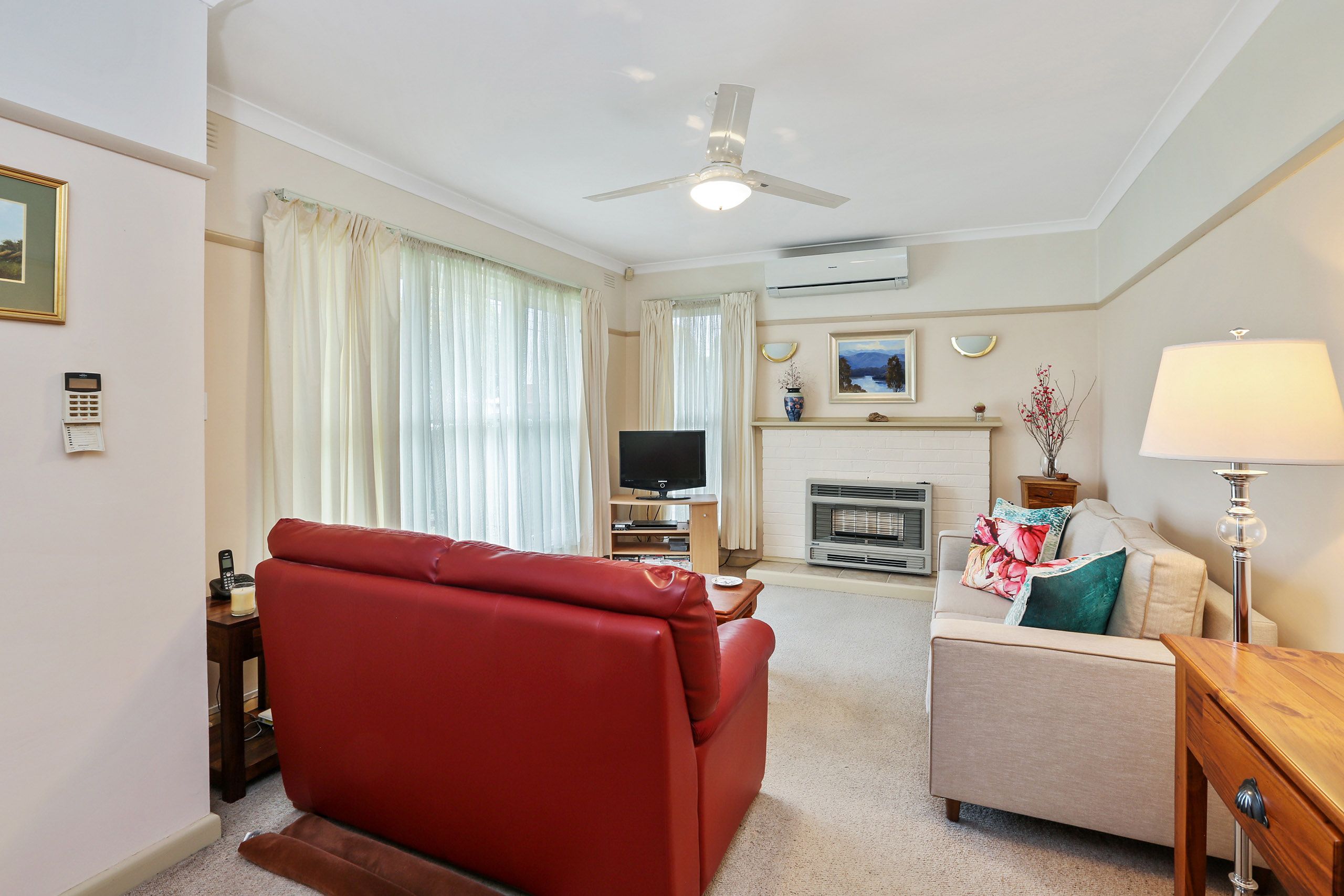 13 Swallow Crescent, Norlane, VIC 3214