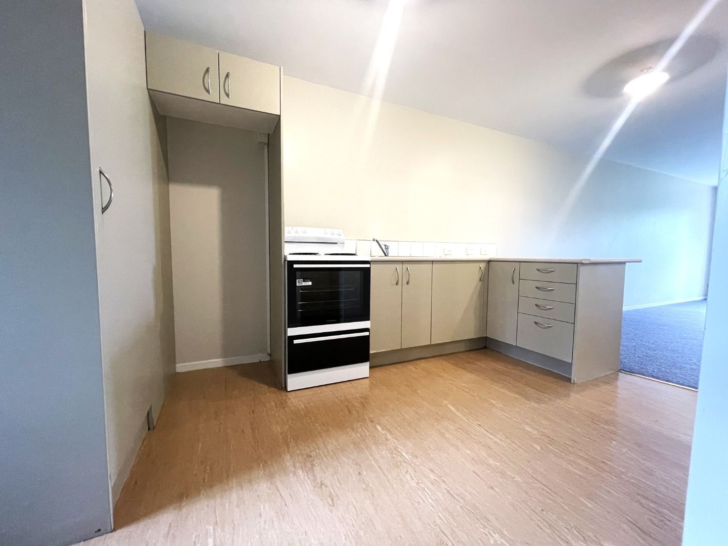 6/242 Great North Road, Henderson, Waitakere City