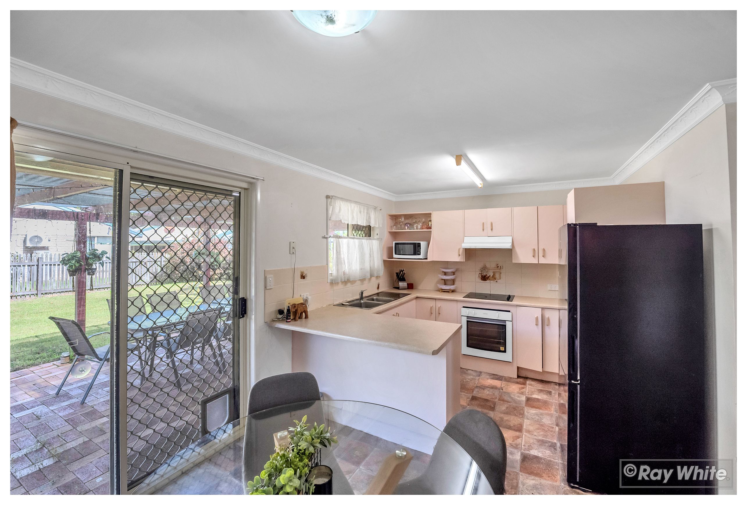 12 Banksia Place, Kawana, QLD 4701