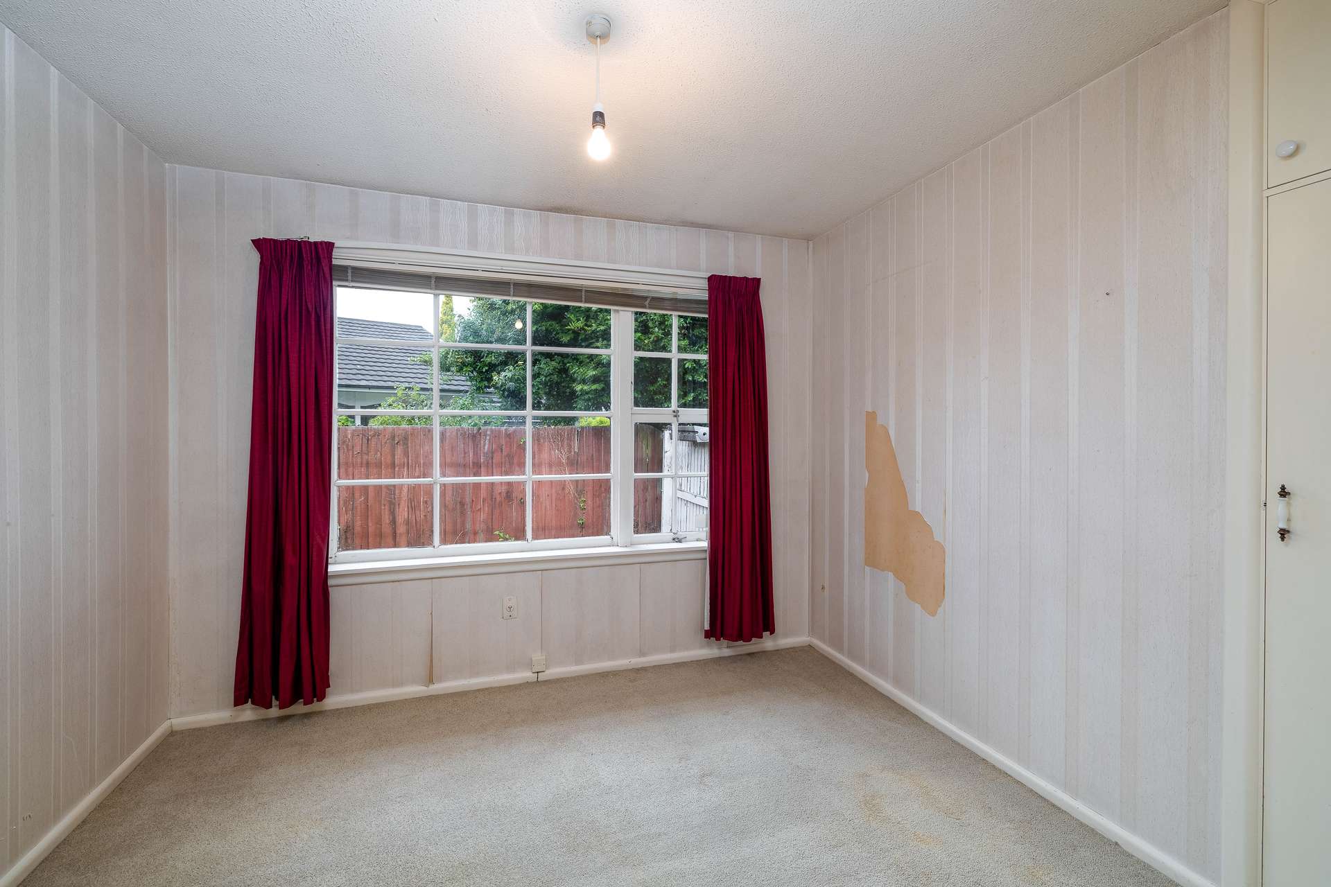 12 Newbridge Place photo 9