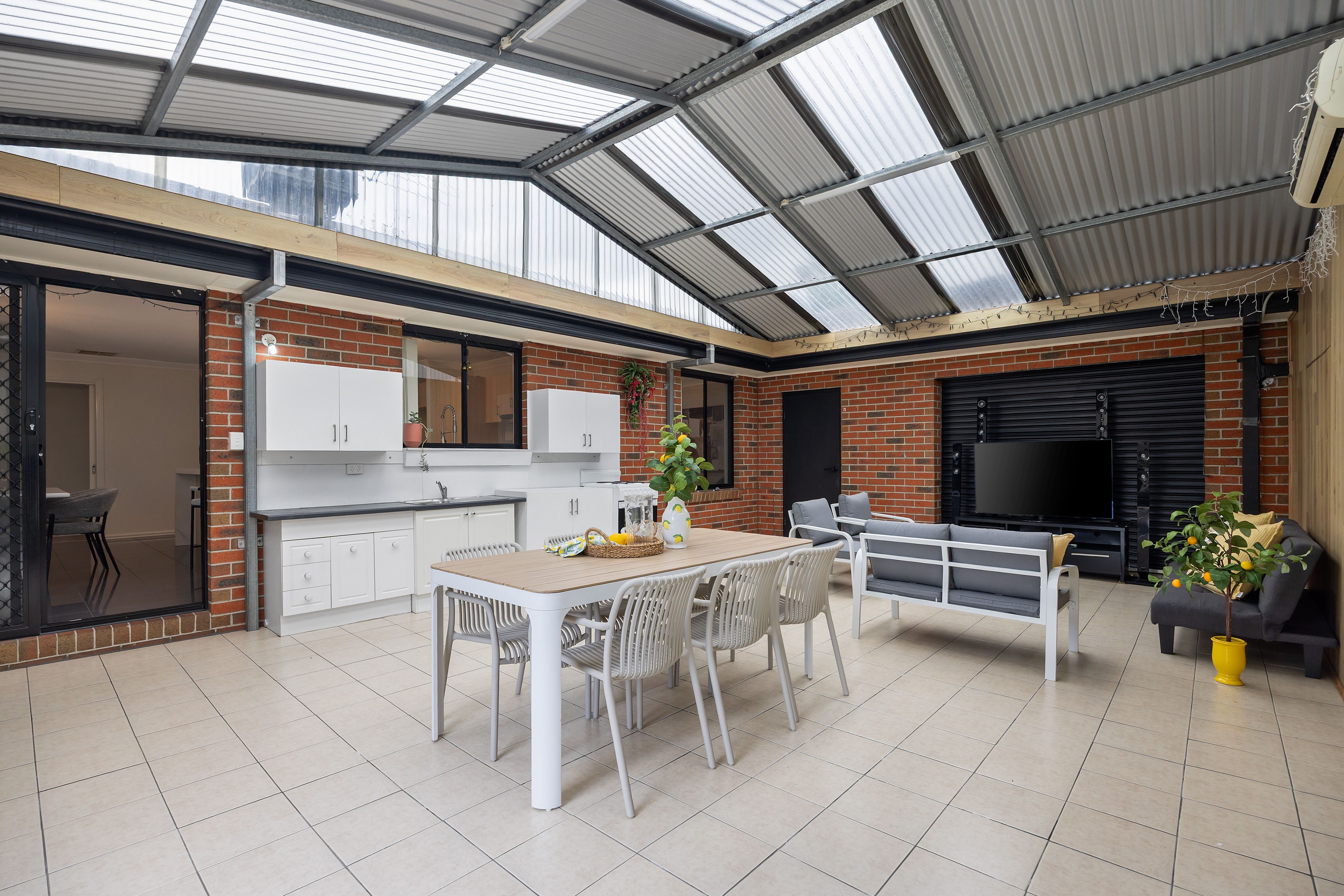 14 Ashridge Court — photo 18 of 23