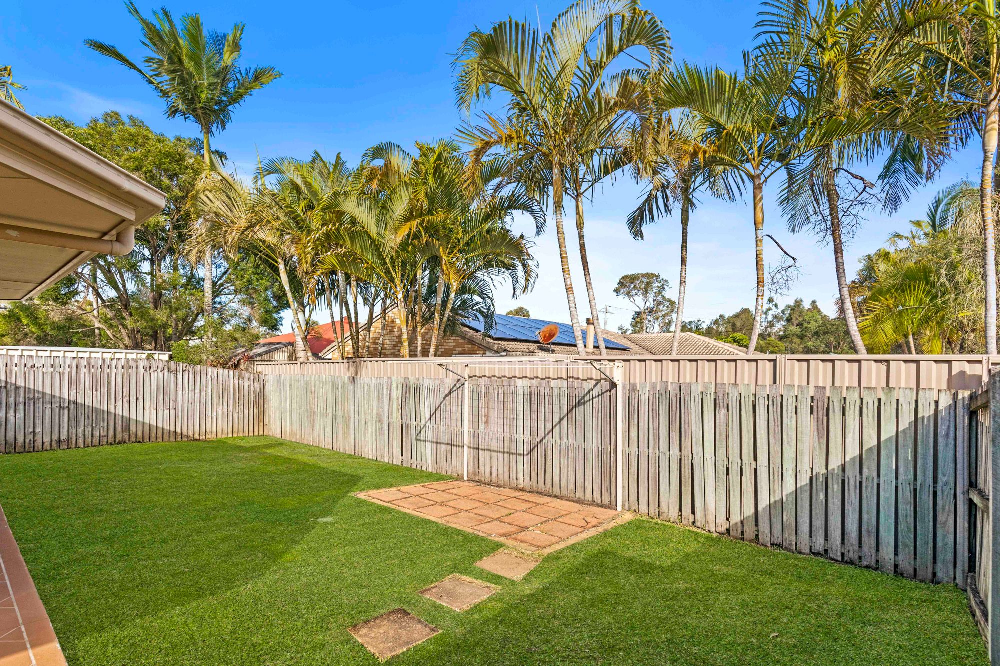 19/9 Harpulia Court — photo 3 of 24