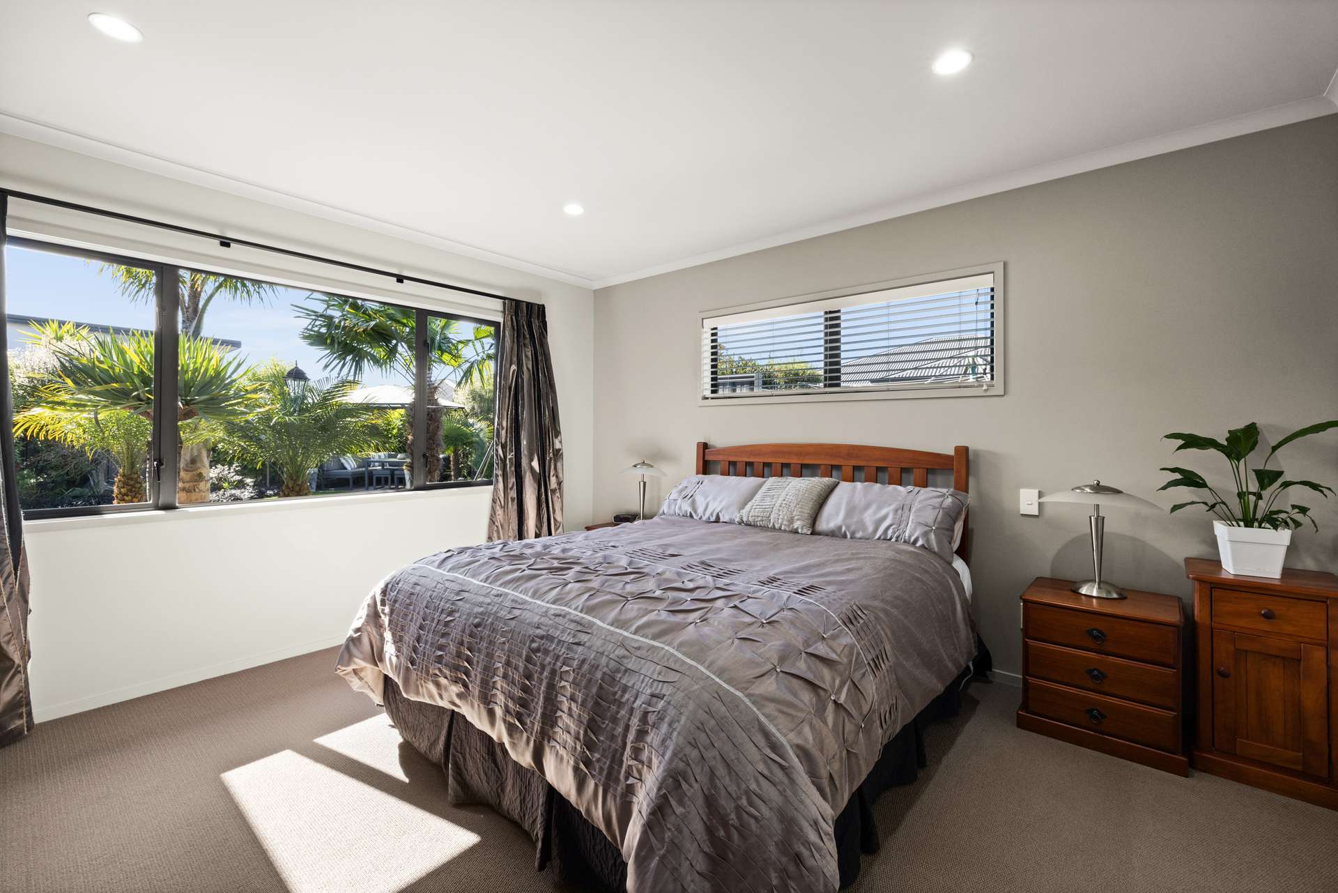 15 Tasman Drive photo 9