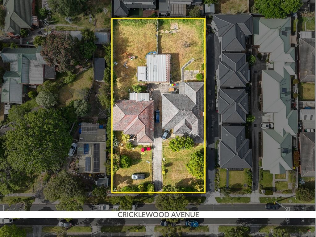 28 & 30 Cricklewood Avenue, Frankston, VIC 3199