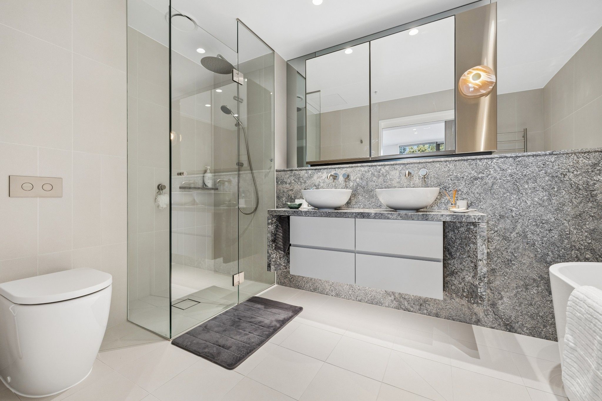 202/5 Scott Street — photo 7 of 17