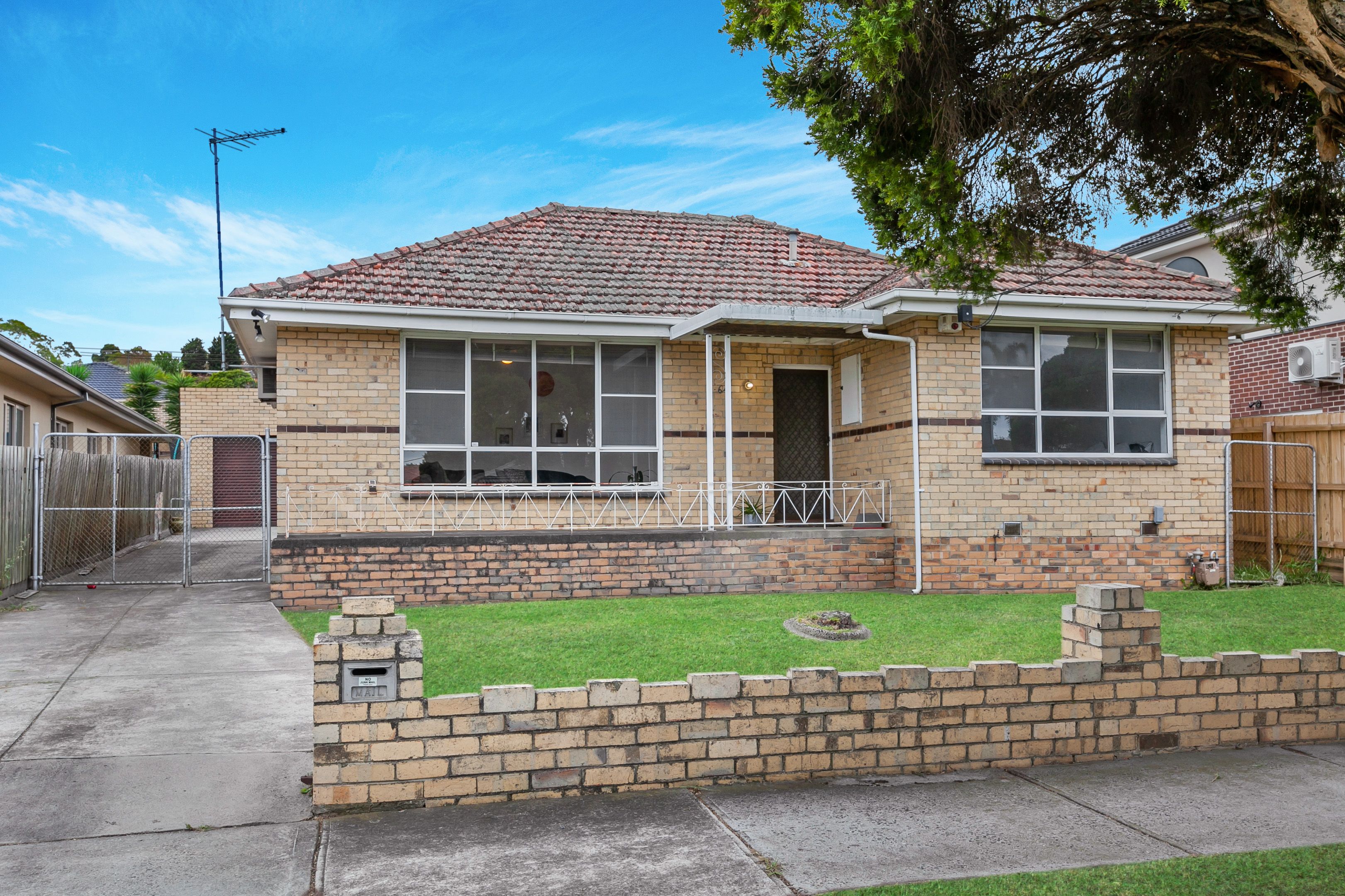 64 Rathcown Road, Reservoir, VIC 3073