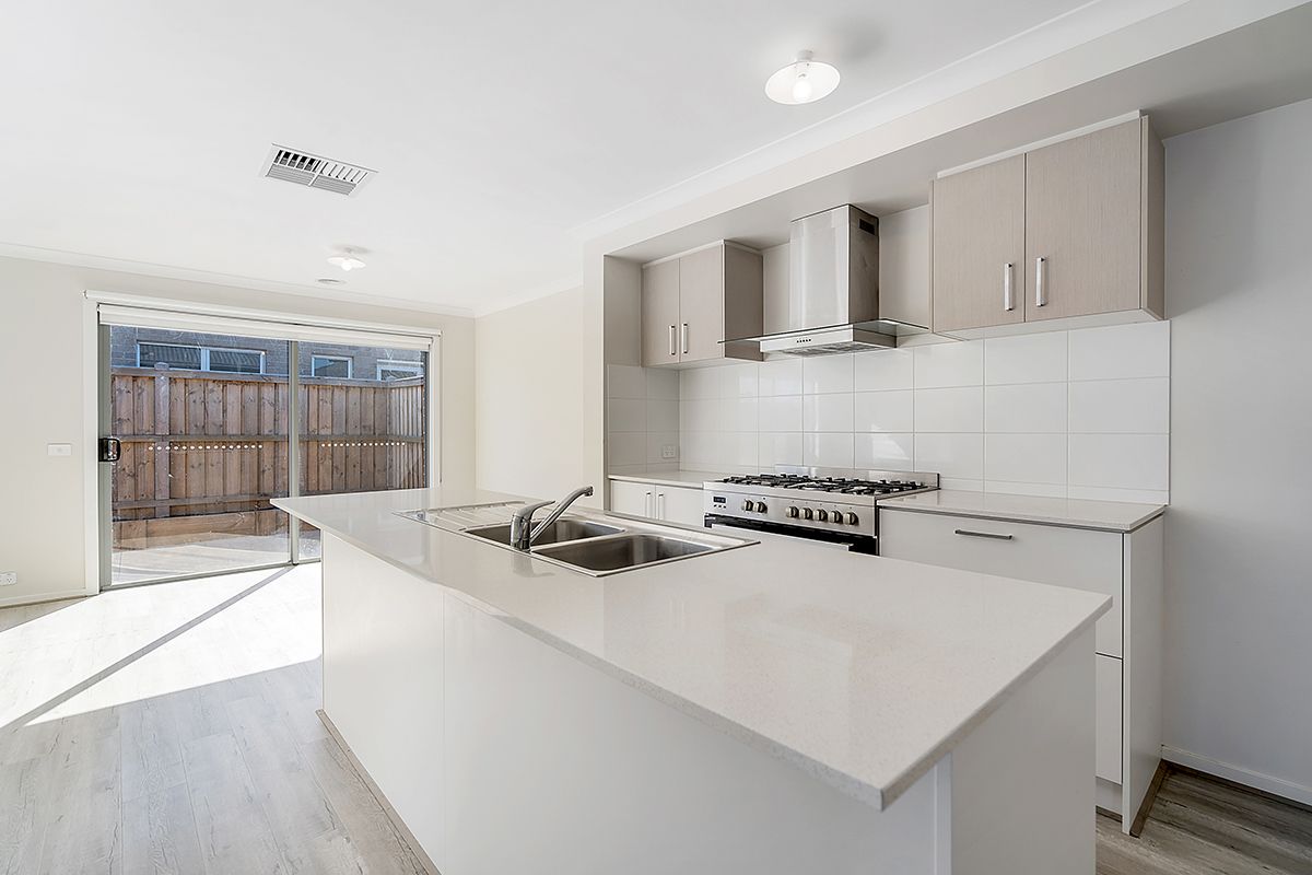 28 Brossard Road, Mickleham, VIC 3064