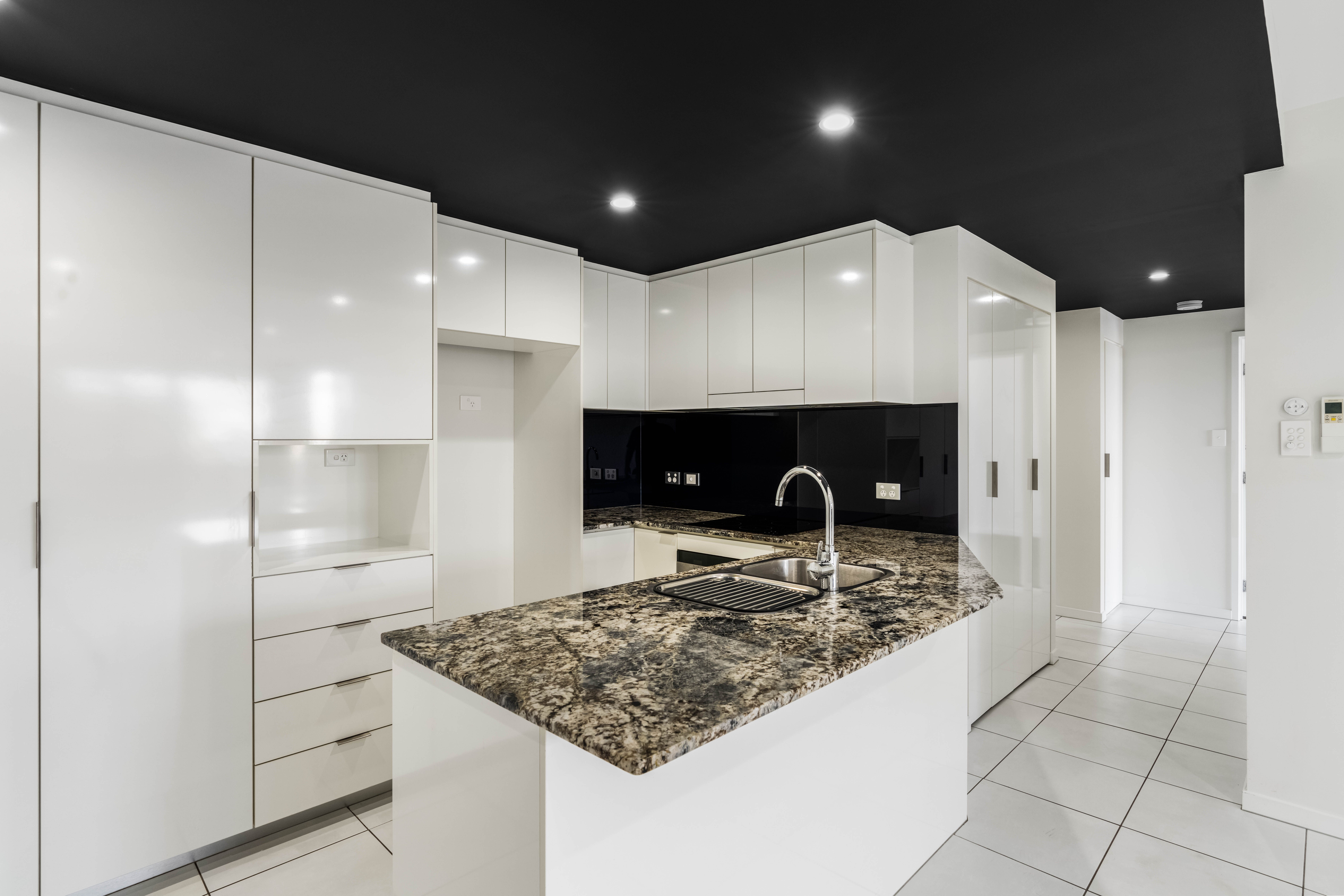 203/4 Anderson Street, Scarborough, QLD 4020