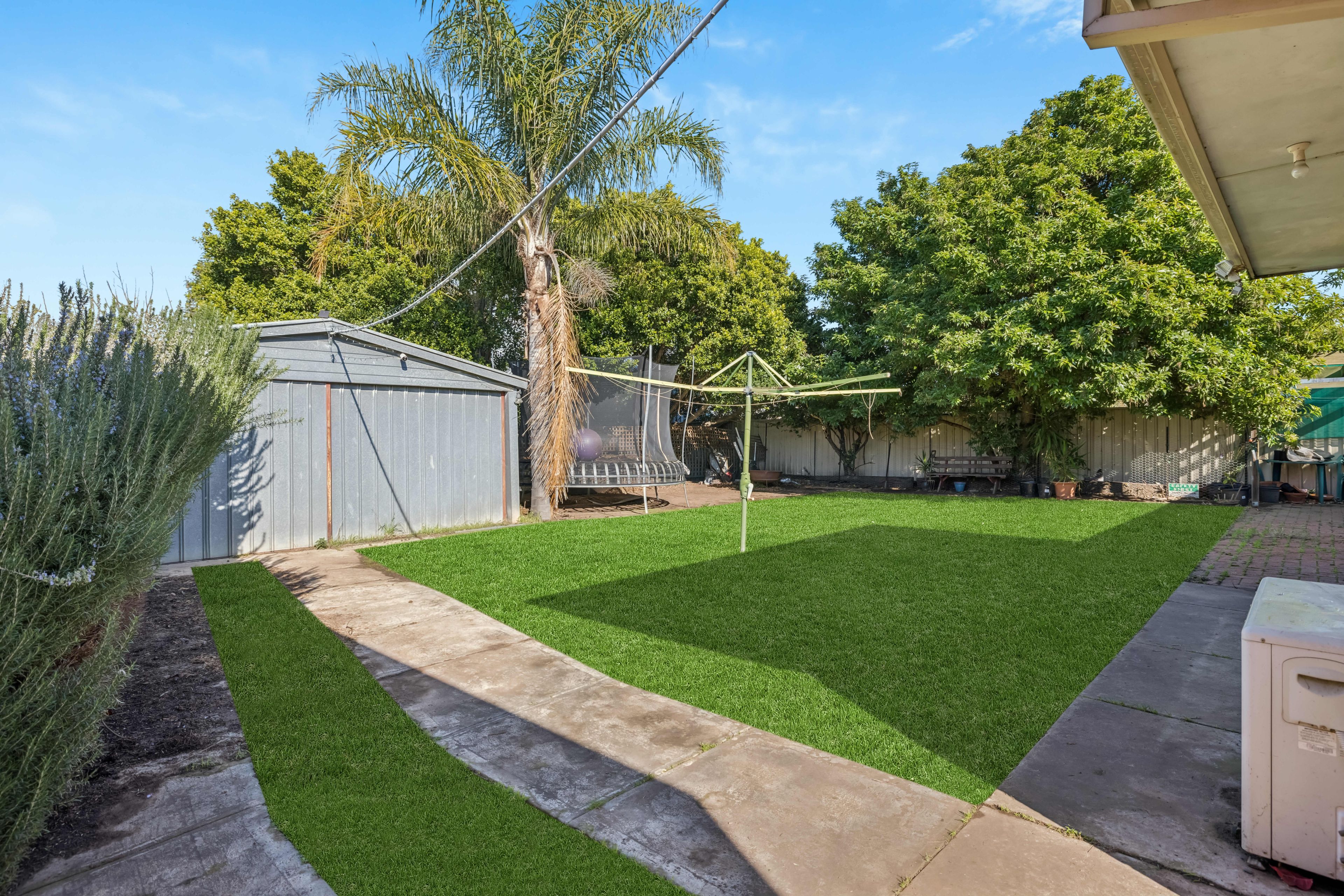 48 Tiparra Avenue — photo 13 of 16