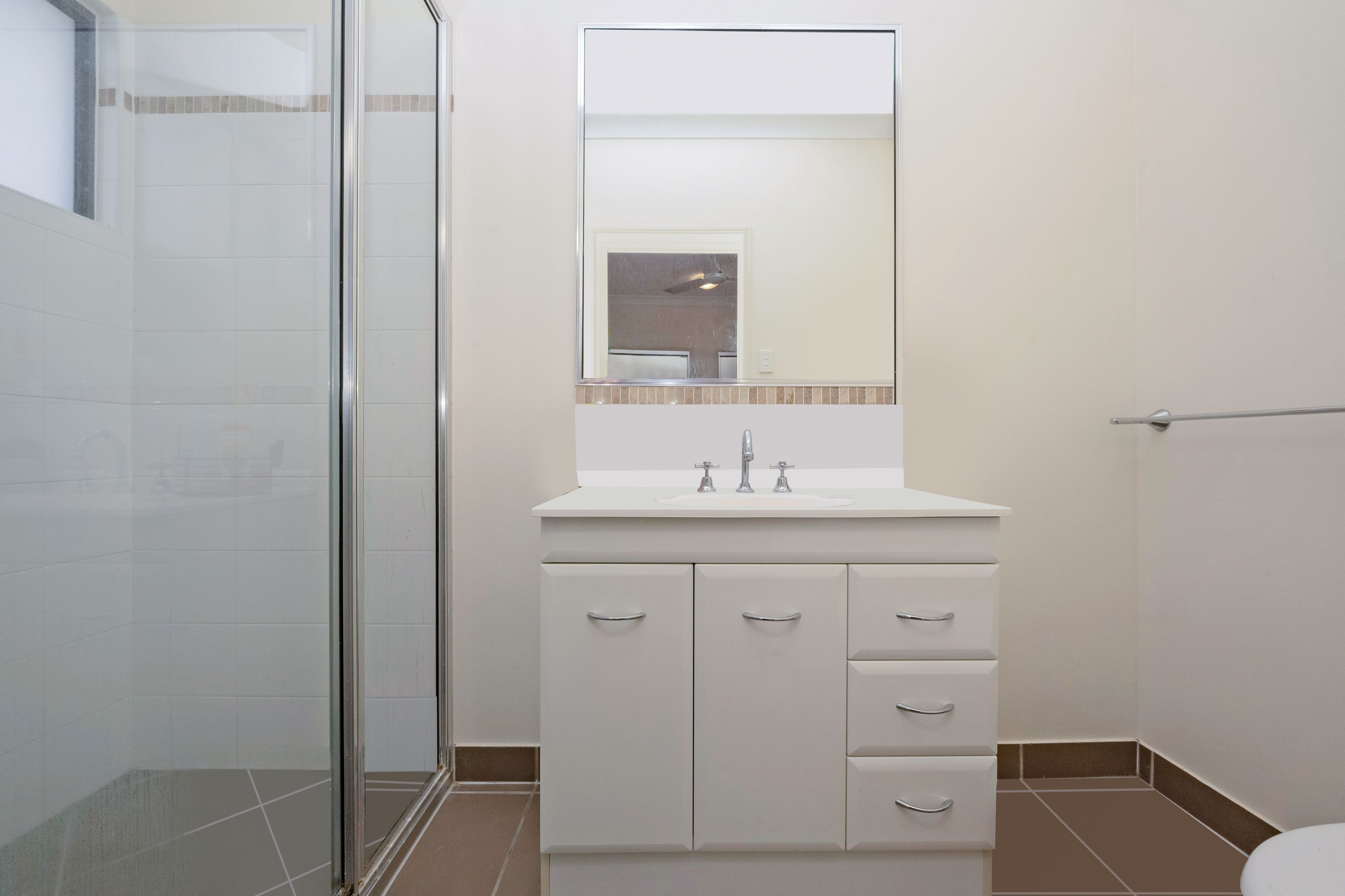 16 Burdell Drive — photo 10 of 11