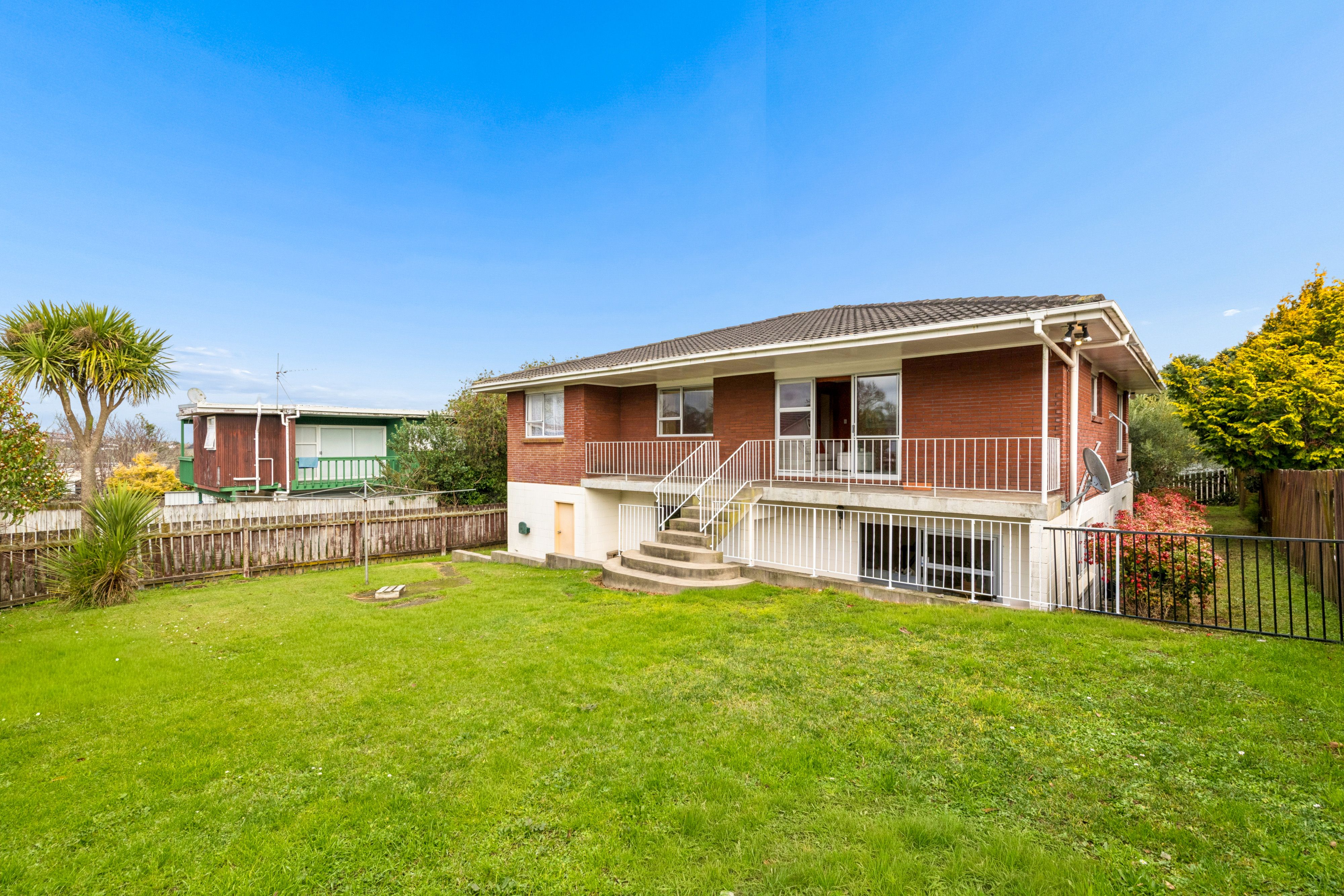 27 Vanbrugh Place, Bucklands Beach, Manukau City