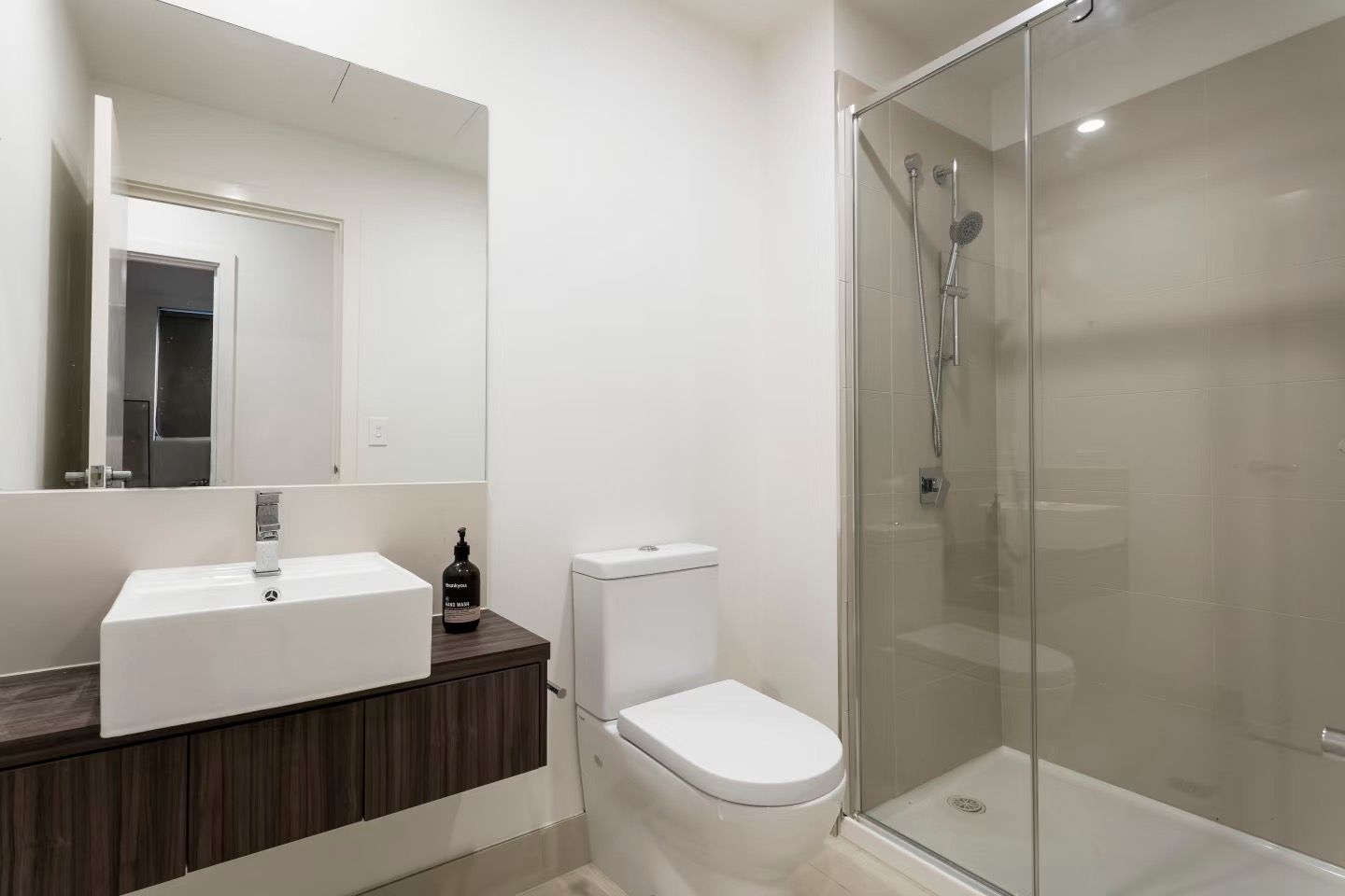 G01/379-381 Burwood Highway — photo 6 of 14
