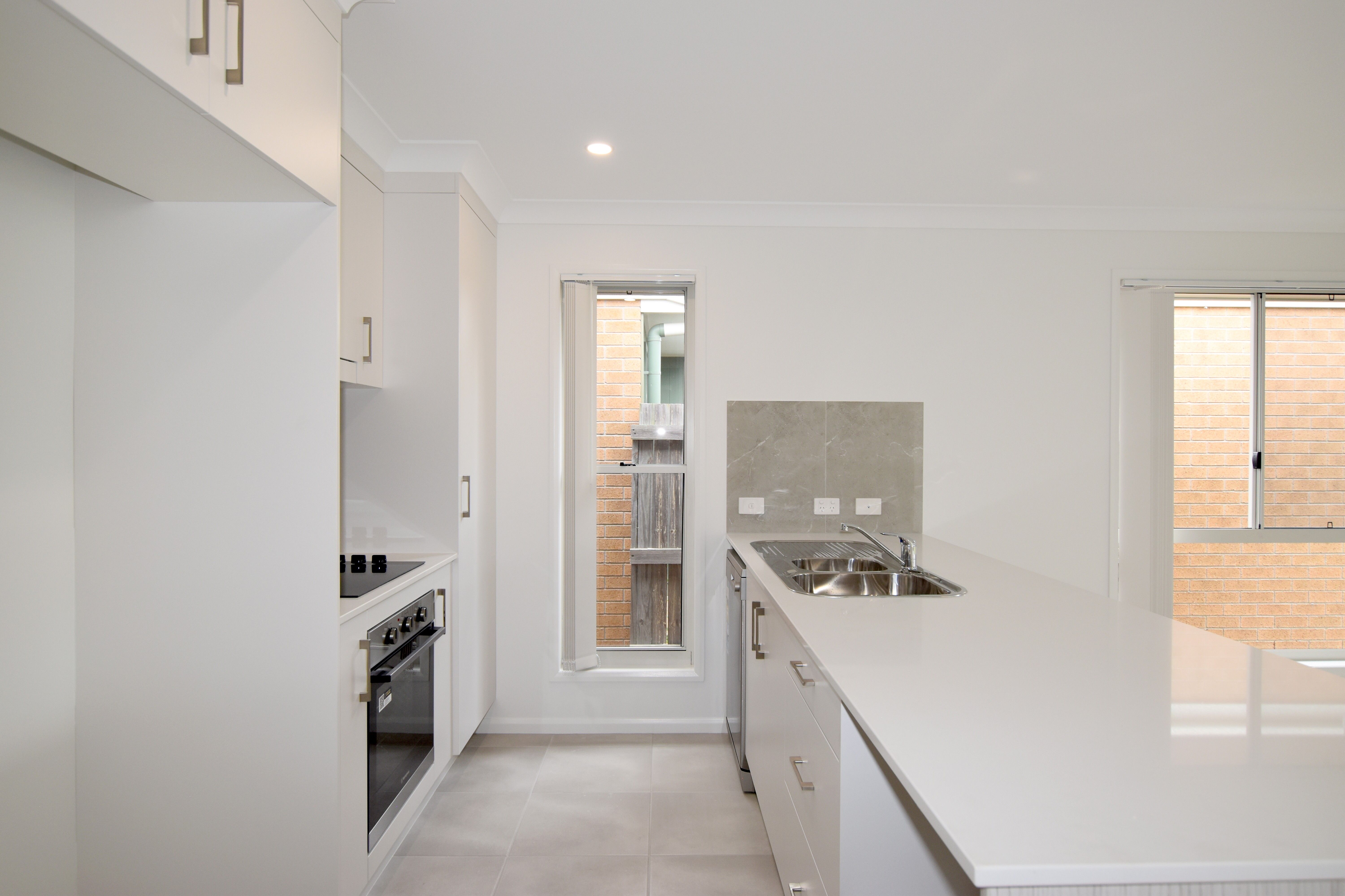 12 Powell Close, New Auckland, QLD 4680