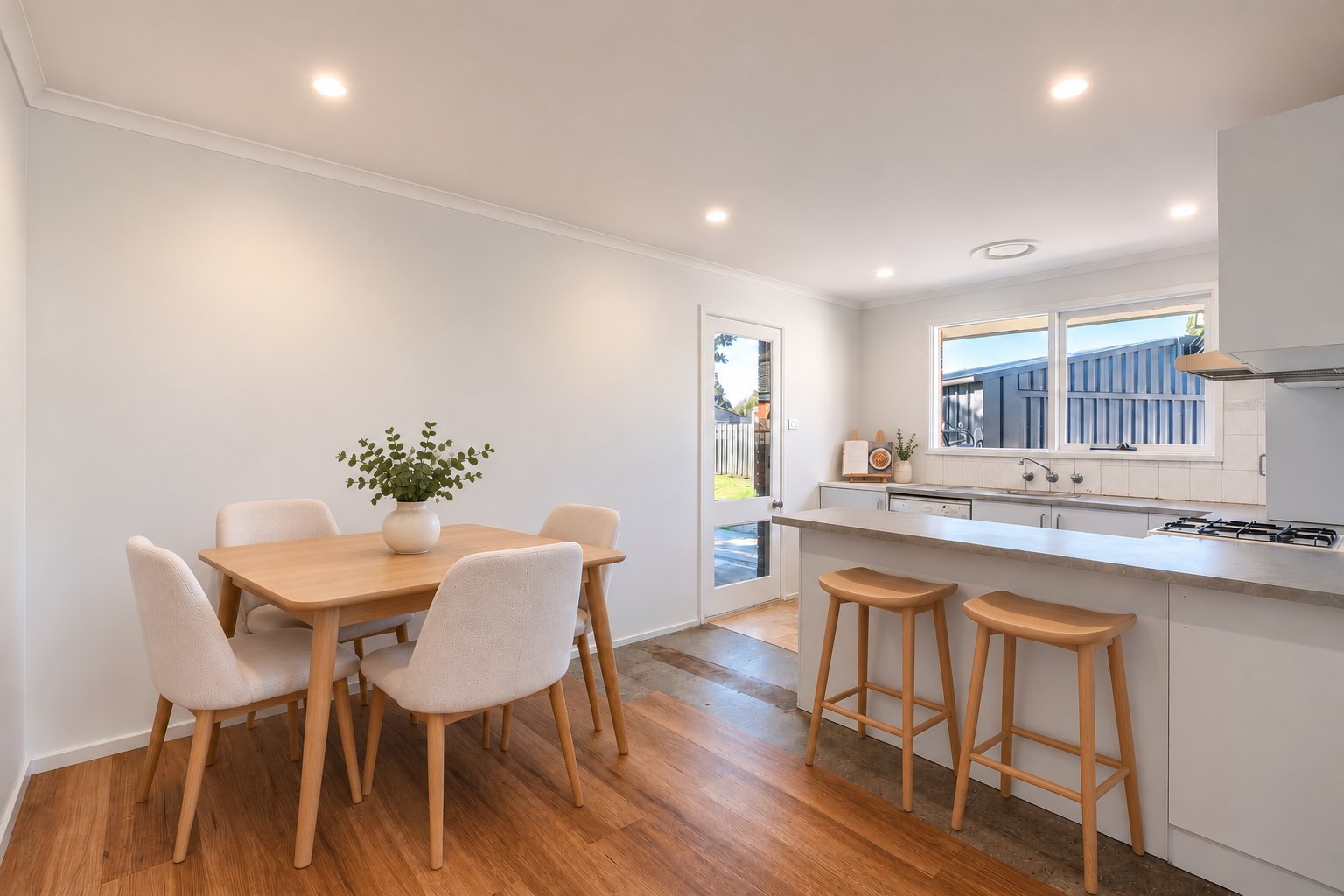 9 Wingala Court — photo 4 of 10