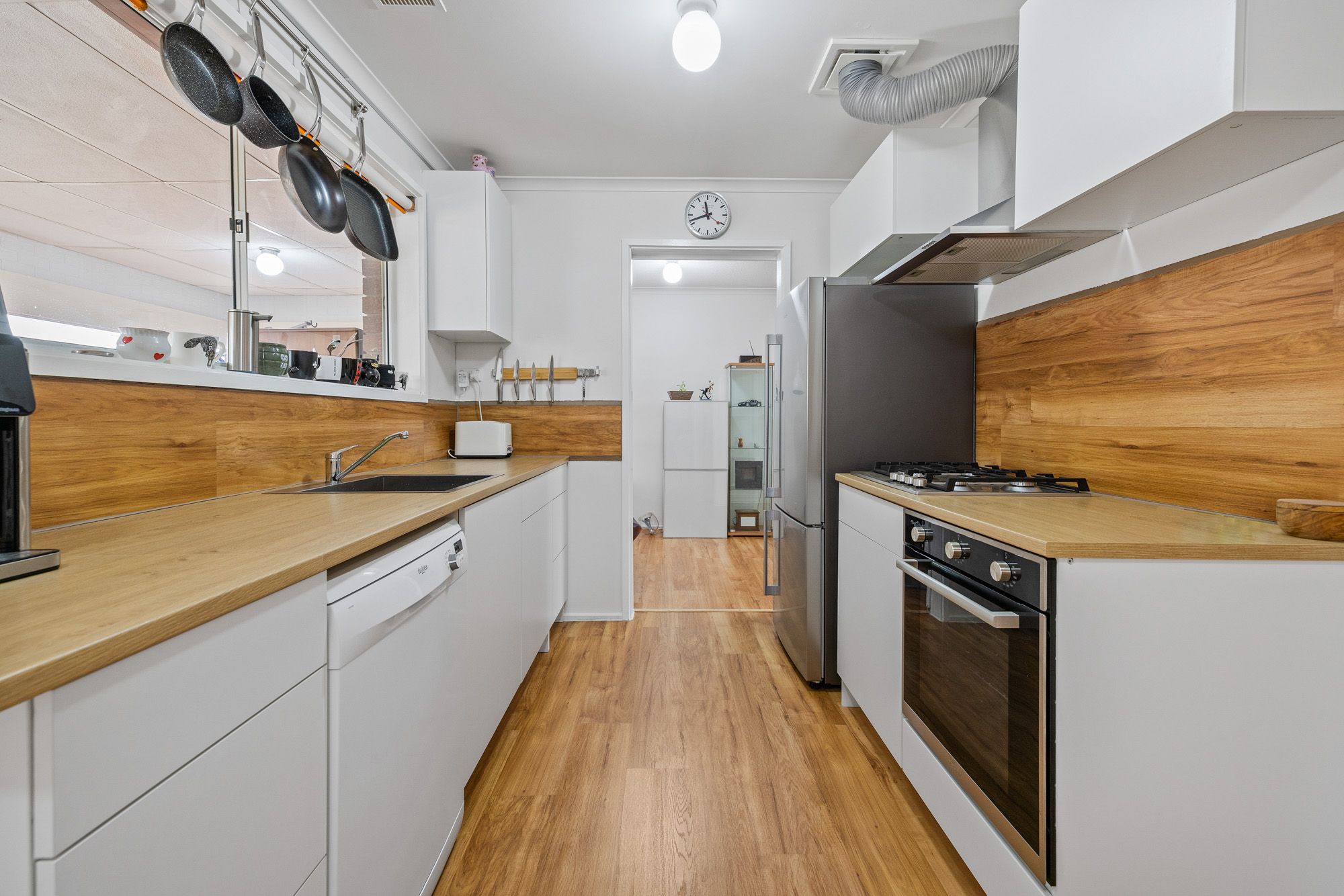 6 milton Drive, Wyndham Vale, VIC 3024