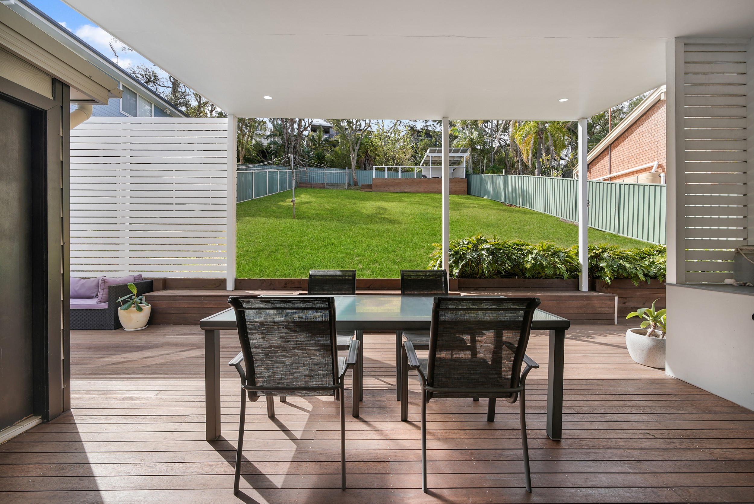 24 Valley View Road, Bateau Bay, NSW 2261