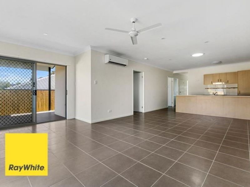 2/1 Koona Place, Hillcrest, QLD 4118
