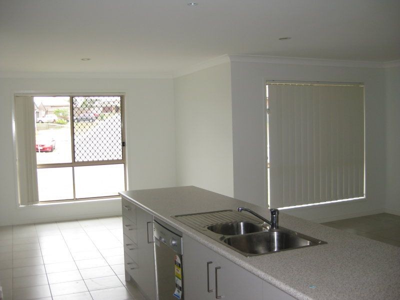 23 Siffleet Street, Bellbird Park, QLD 4300