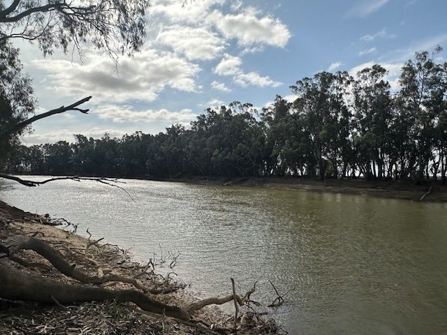 456 RIVER Road, Gonn Crossing, VIC 3579