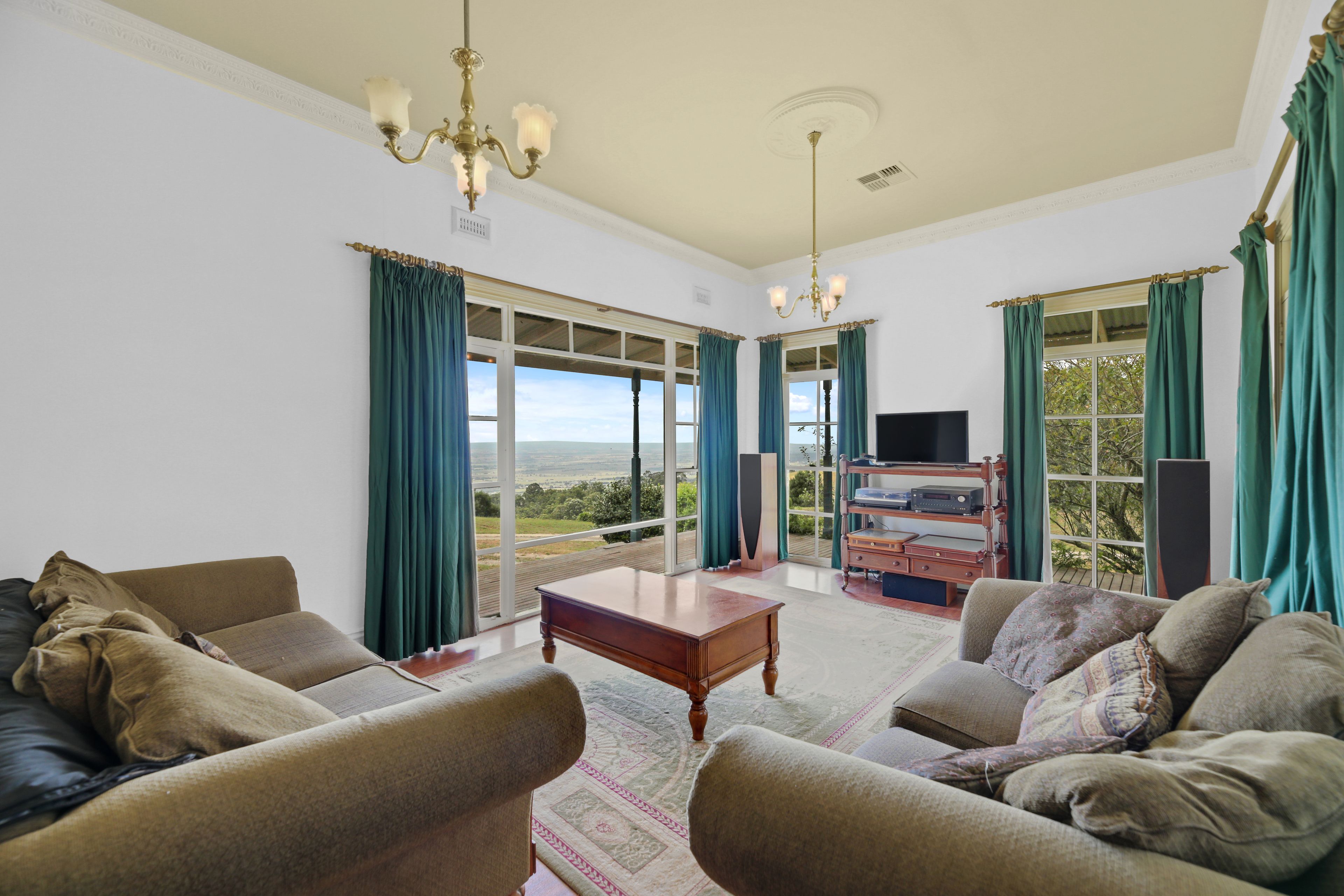 "Panoramic Views The Vistas at 'Tarmaroo'" 103 Earls Road, Yarragon