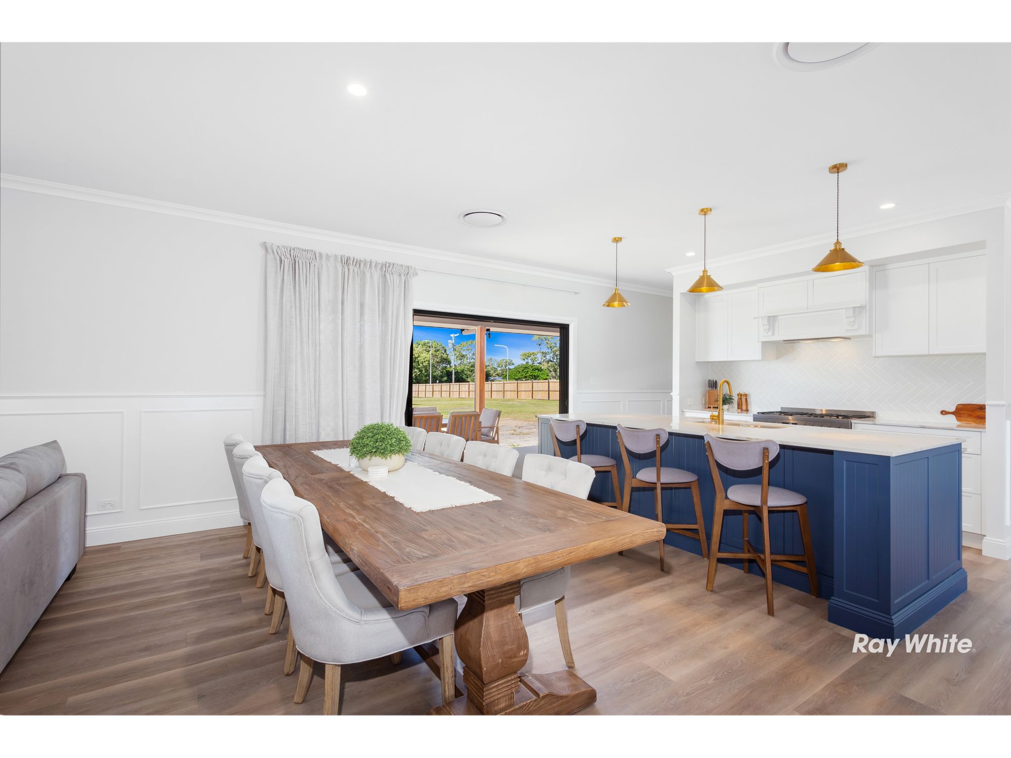 4 King William Place, Kinka Beach, QLD 4703 House for Sale Ray