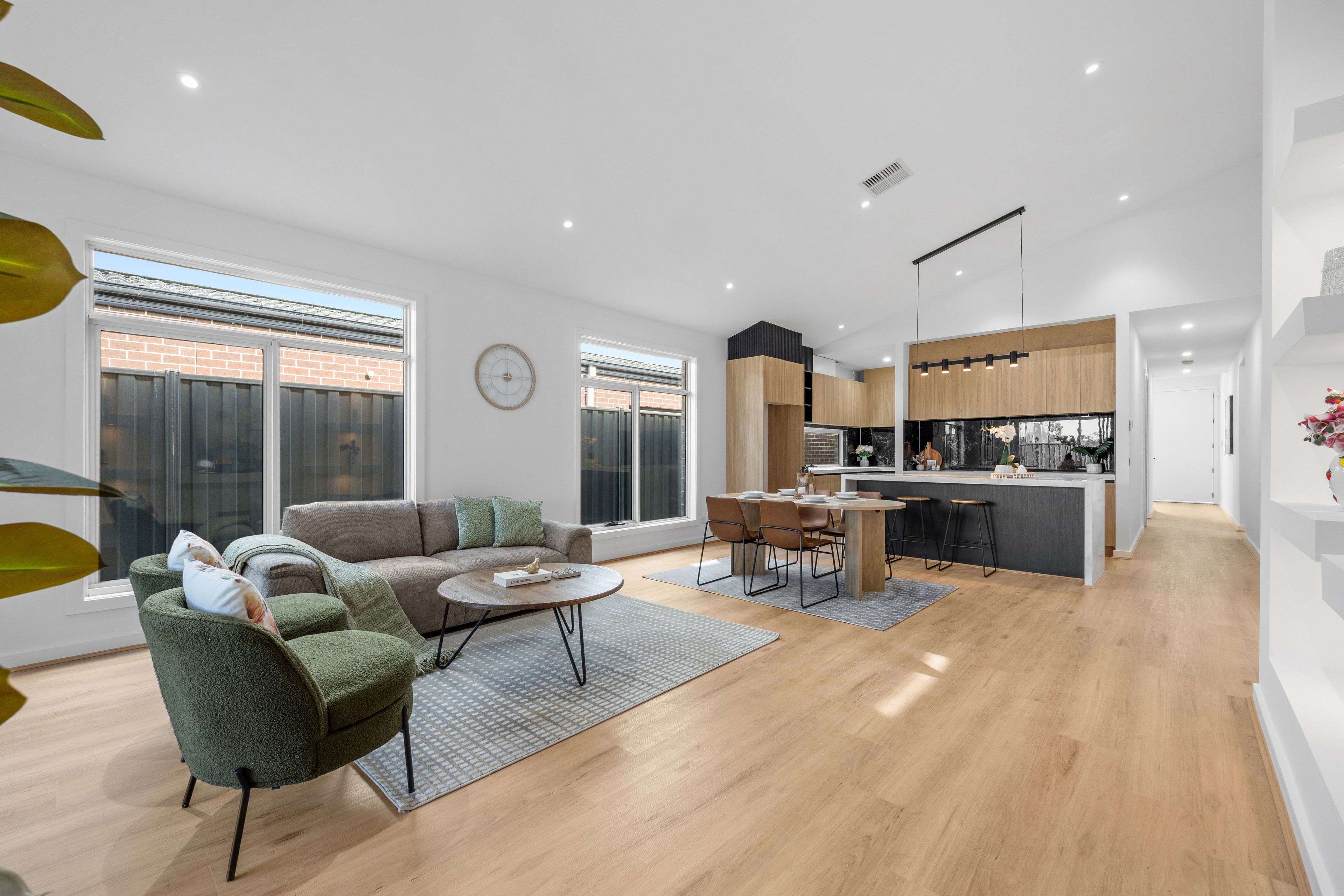 9 Sylvestris Drive — photo 2 of 16