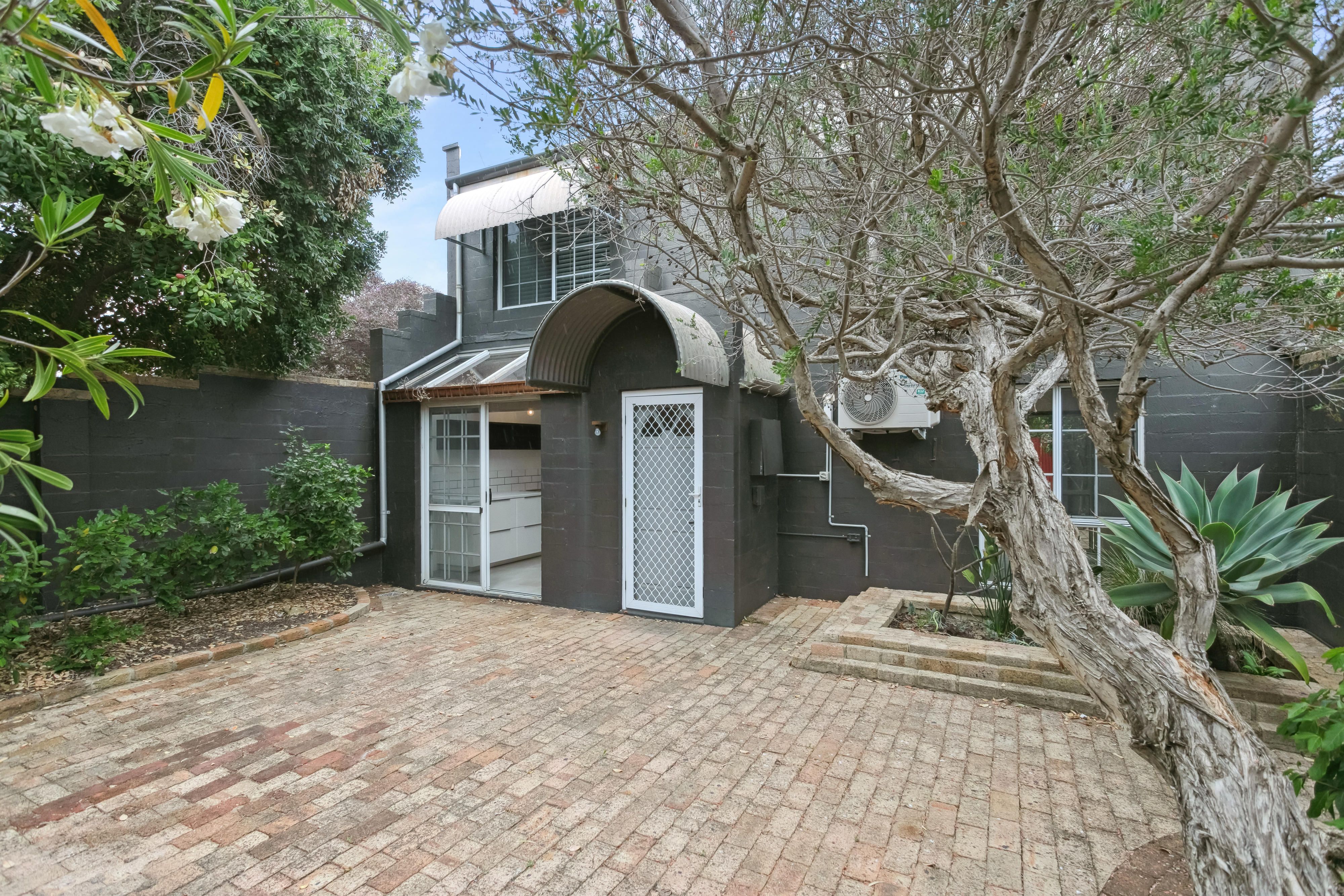 21 Samson Street, Fremantle WA 6160