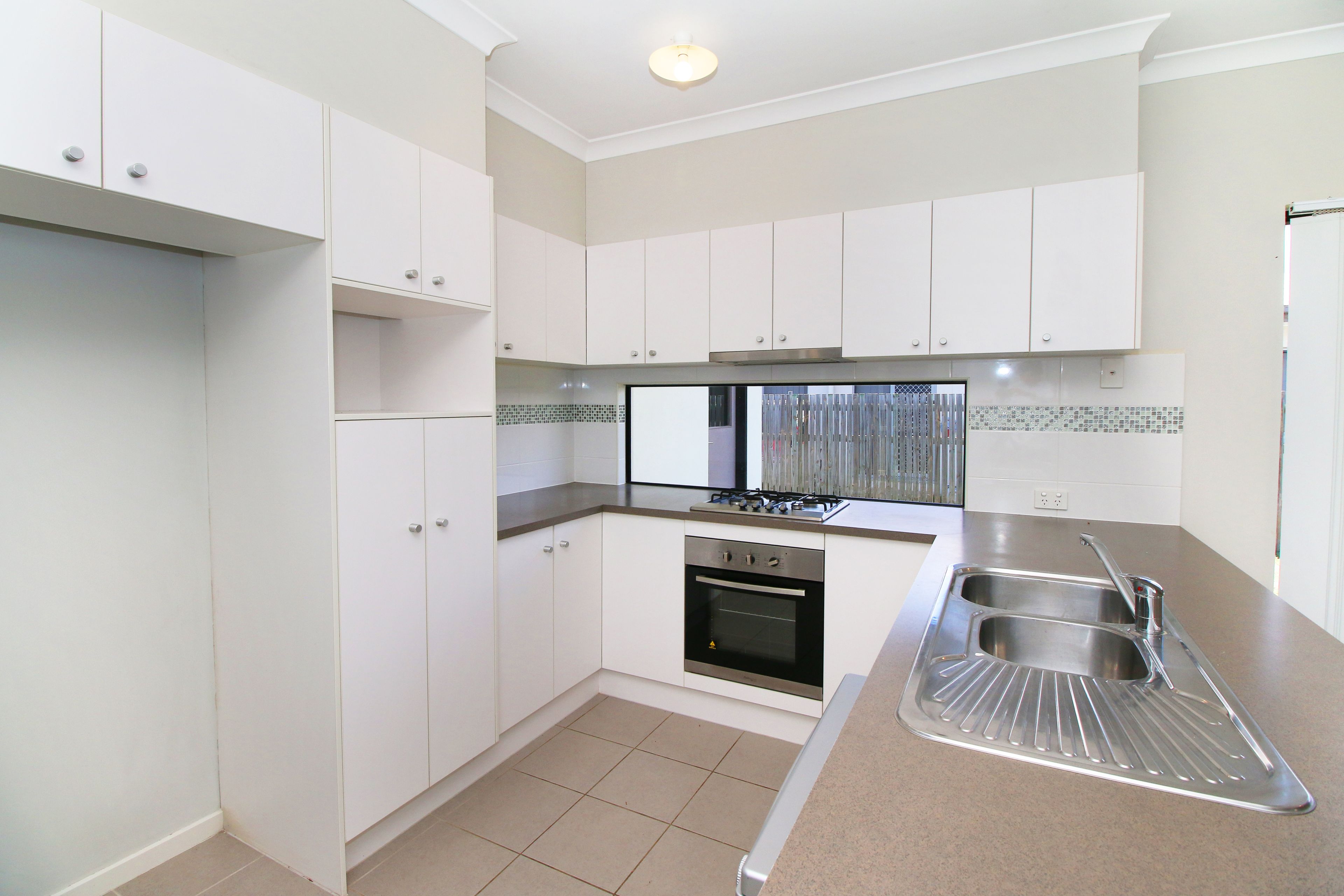 61 Derwent Circuit, Kelso, QLD 4815