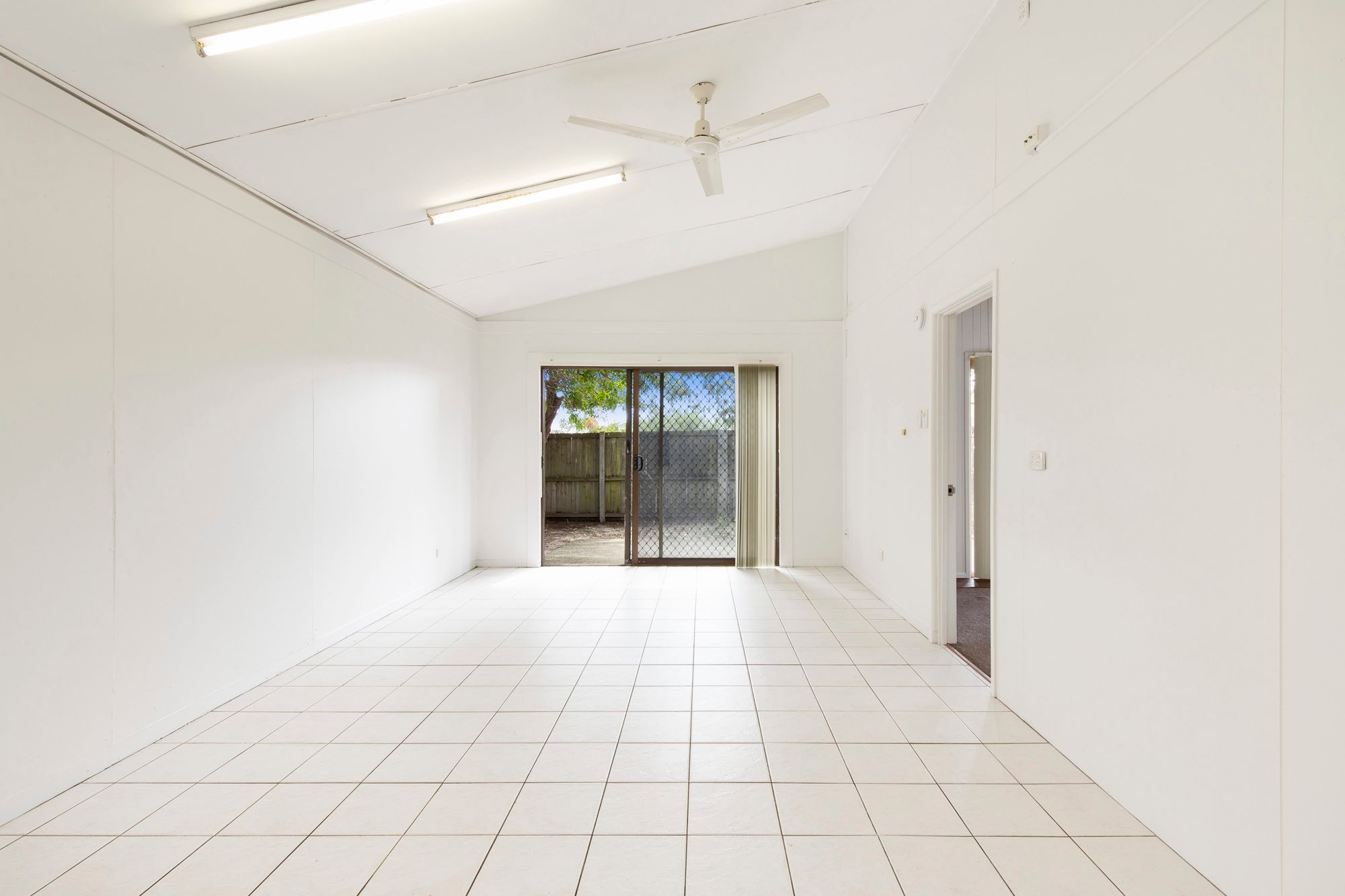 60a Nicklin Way, Parrearra, QLD 4575