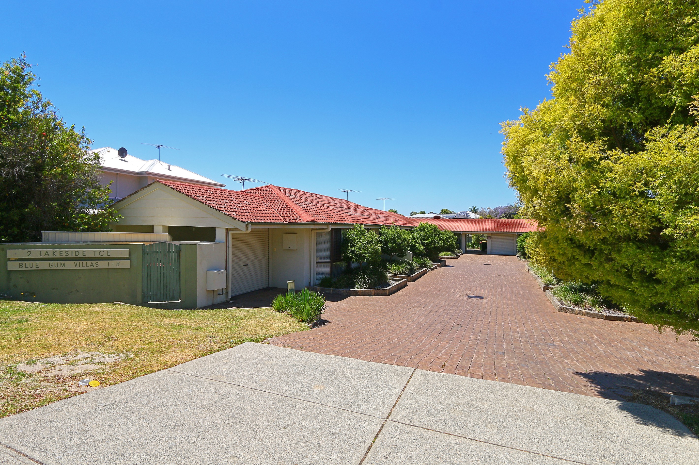 2/2 Lakeside Terrace, Mount Pleasant, WA 6153