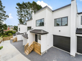 3 bedrooms, 3 Bathroom Town House - West Harbour