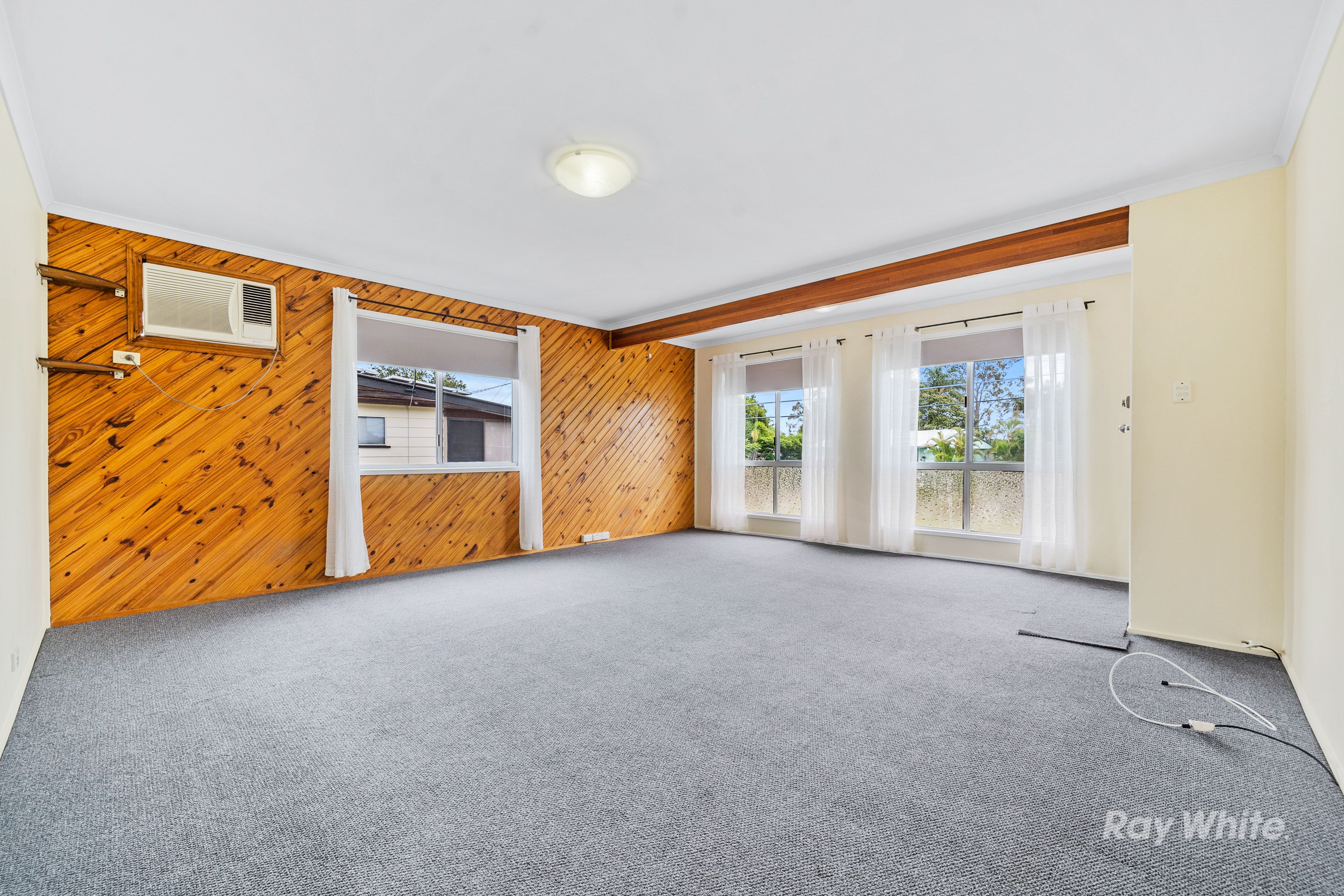 63 Aquarius Drive, Kingston, QLD 4114