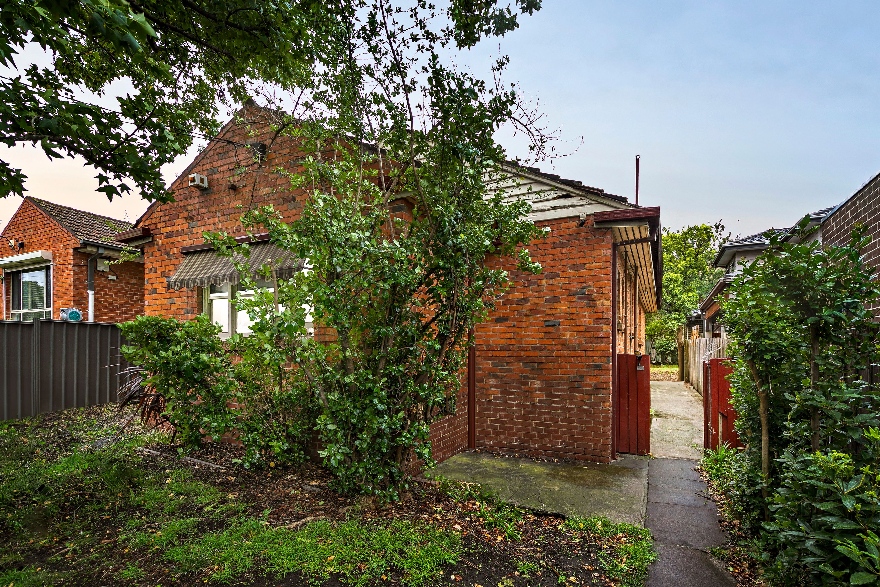 734 Pascoe Vale Road — photo from Ray White Glenroy
