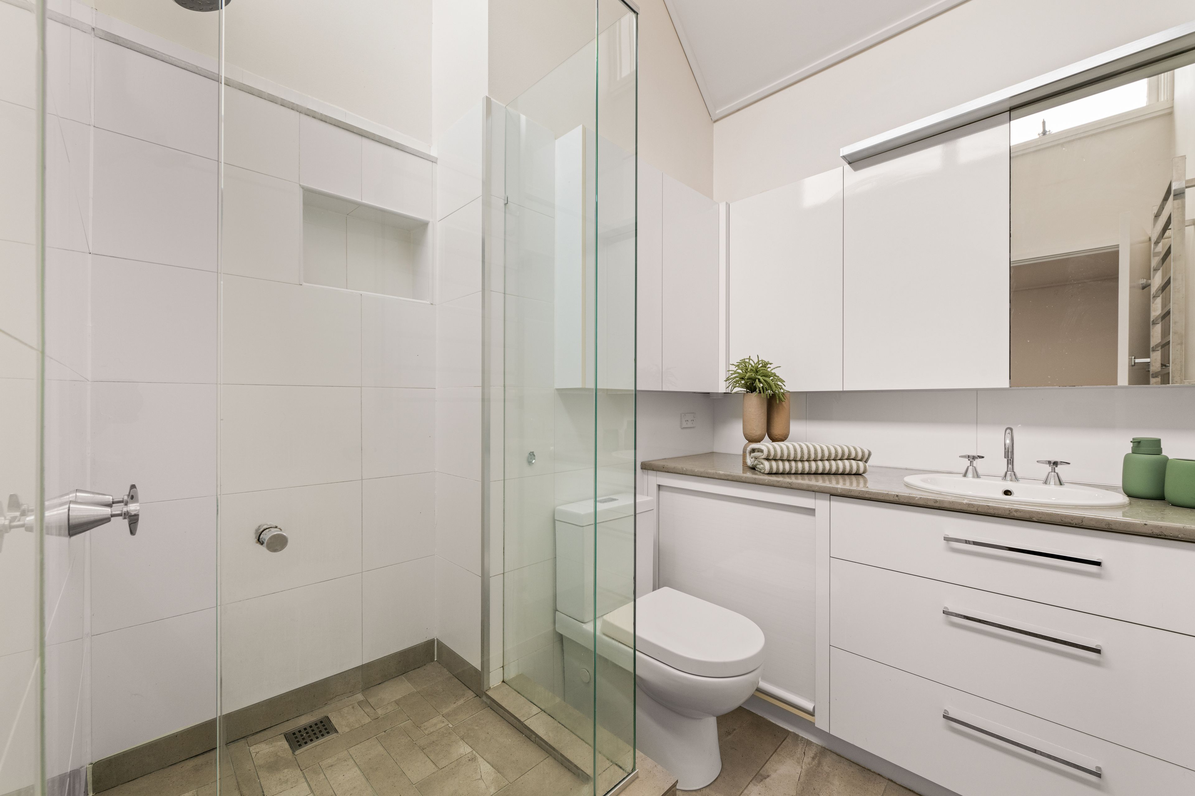 Townhouse 5/115 Hotham Street — photo 18 of 26