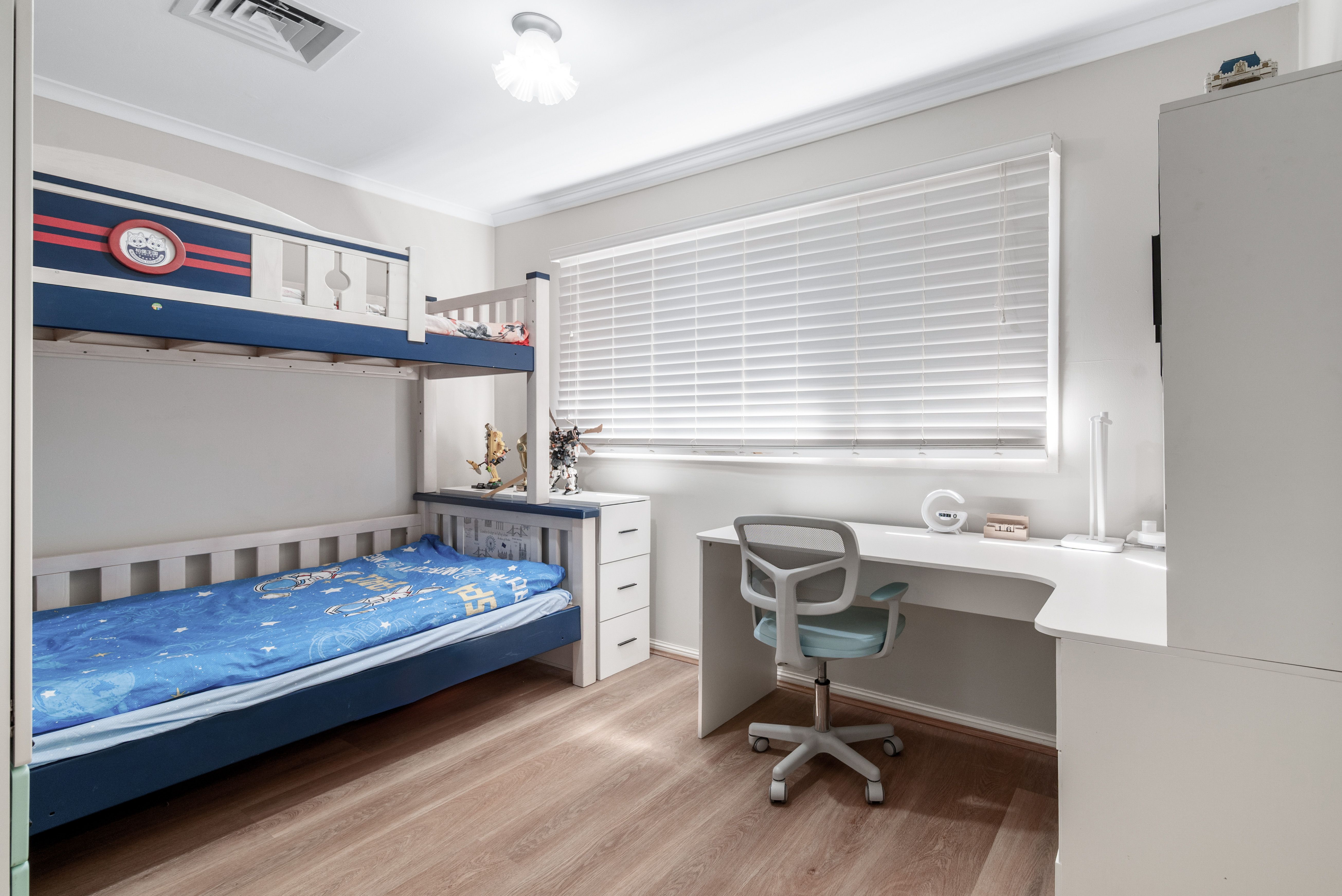 12 Glenmore Place, South Penrith, NSW