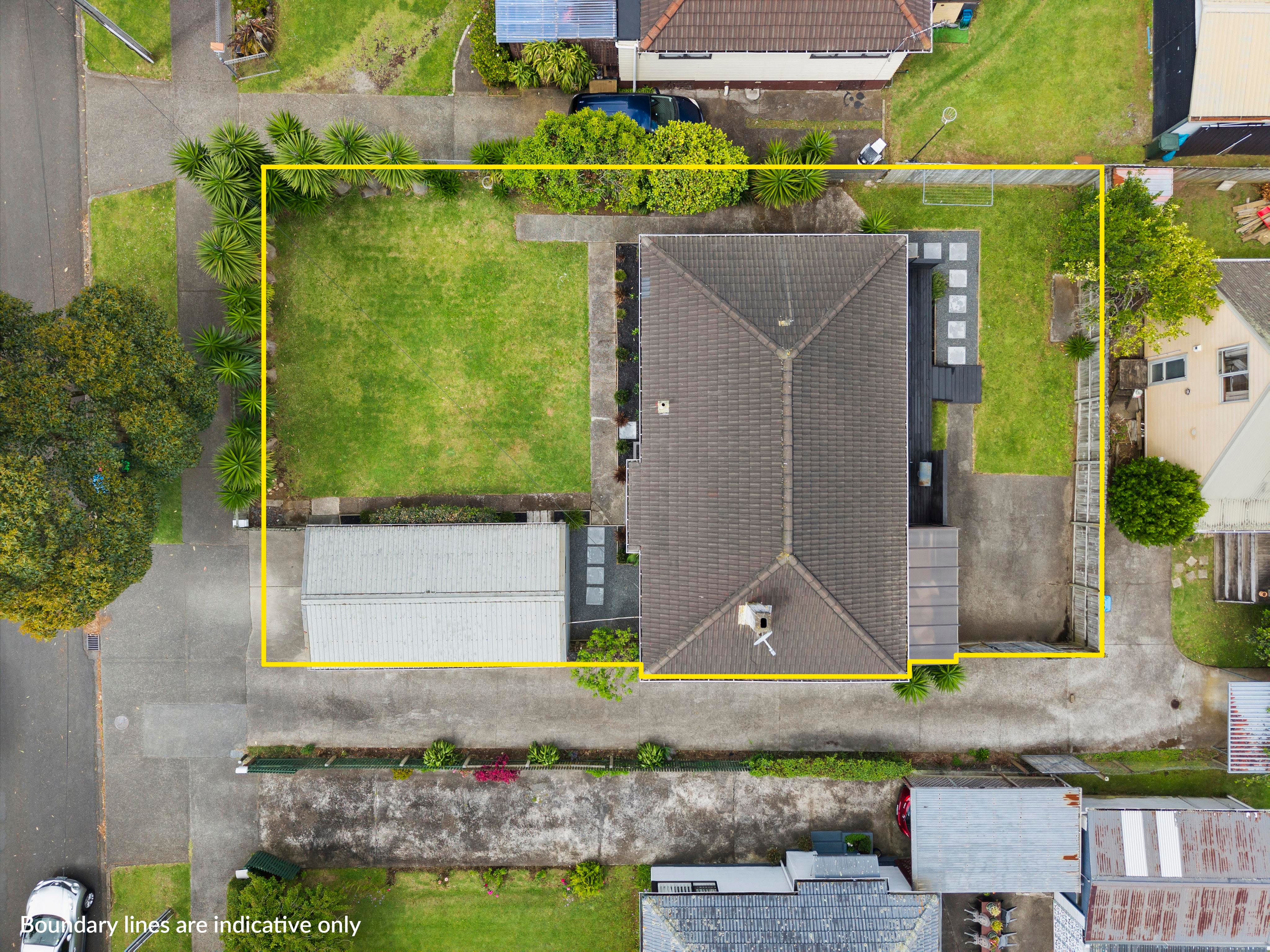 17 Waddell Avenue, Point England, Auckland City
